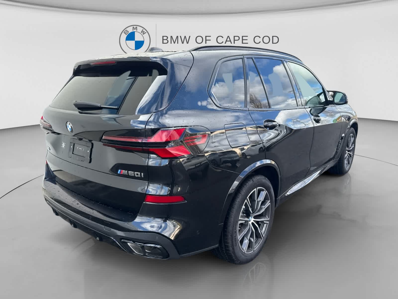 2026 BMW X5 M60i - Photo 4