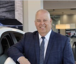 Staff member Darren Maynard from e74de67b67f0