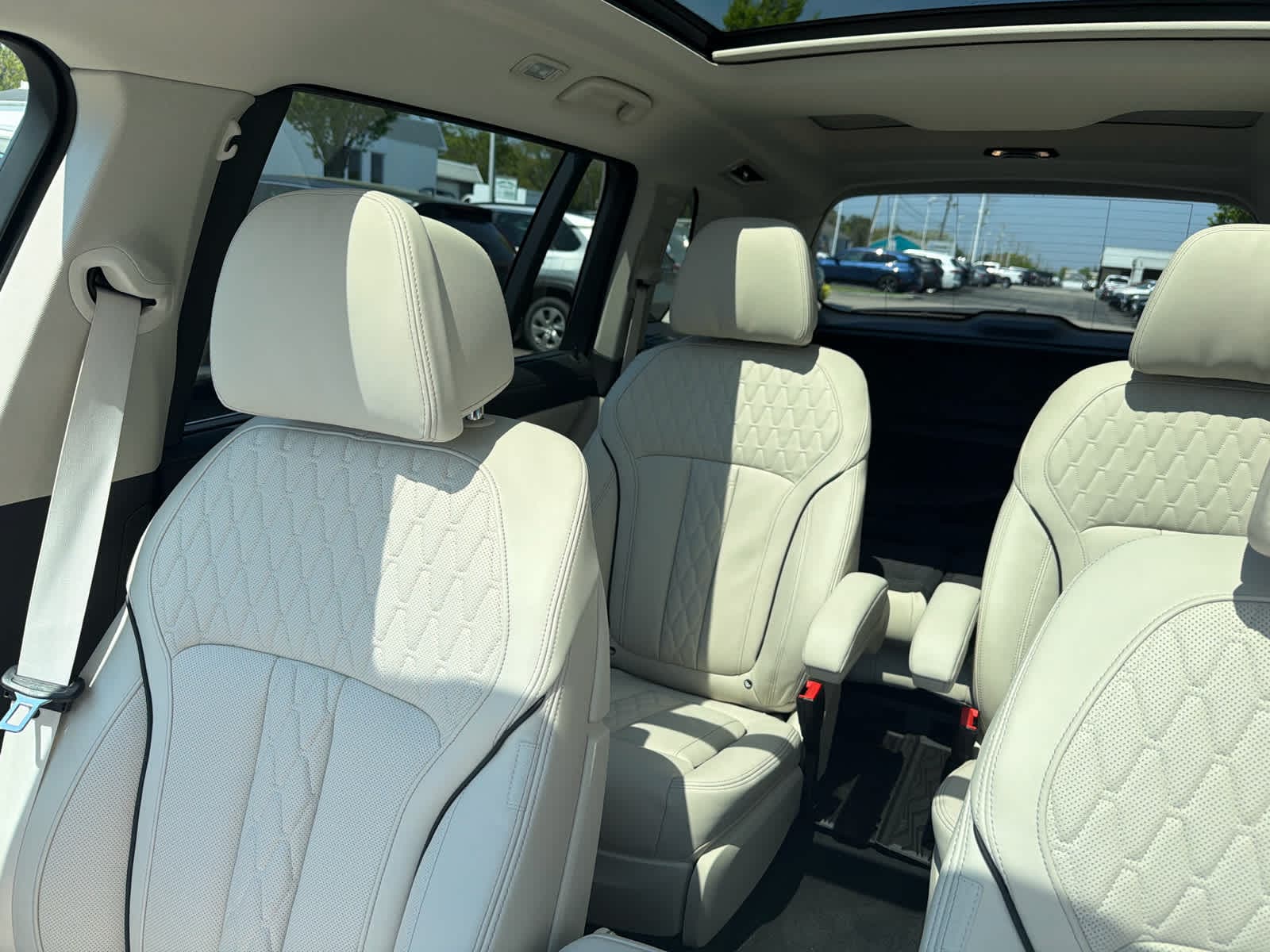 2026 BMW X7 40i - Photo 16