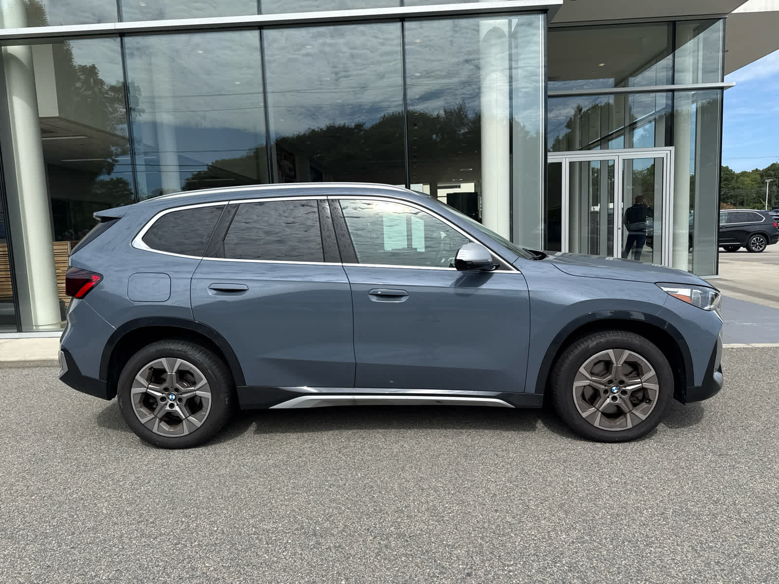 2023 Bmw X1 XDrive28i photo 2