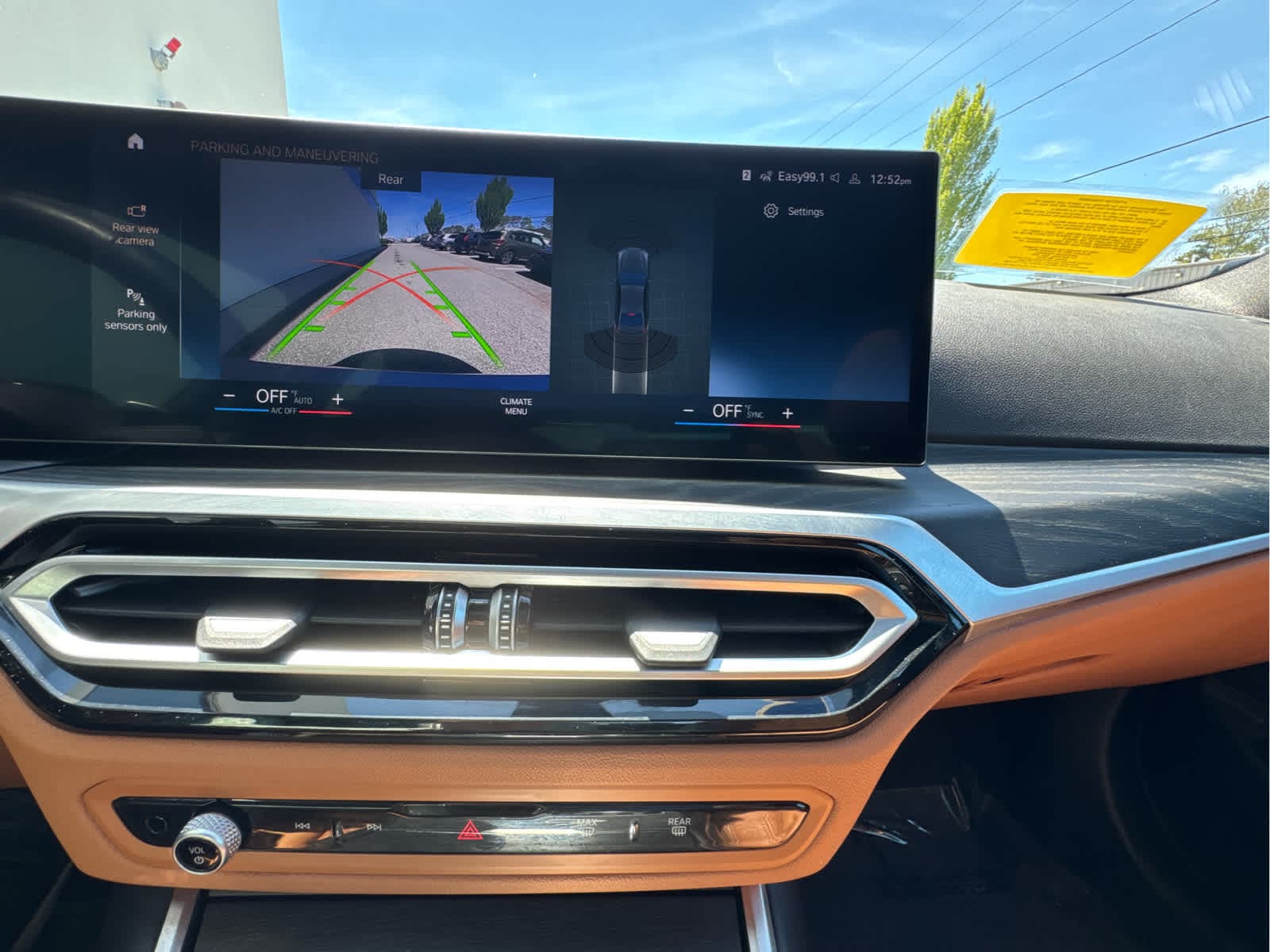2023 BMW 3 Series 330i - Photo 18