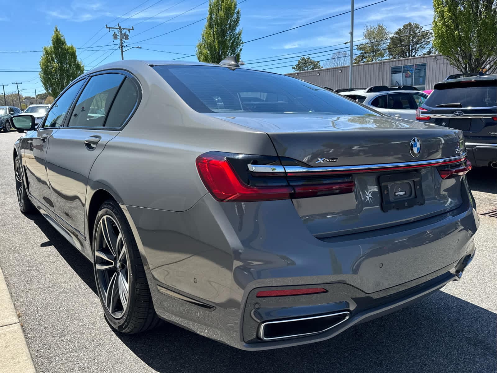 2022 BMW 7 Series 750i - Photo 9