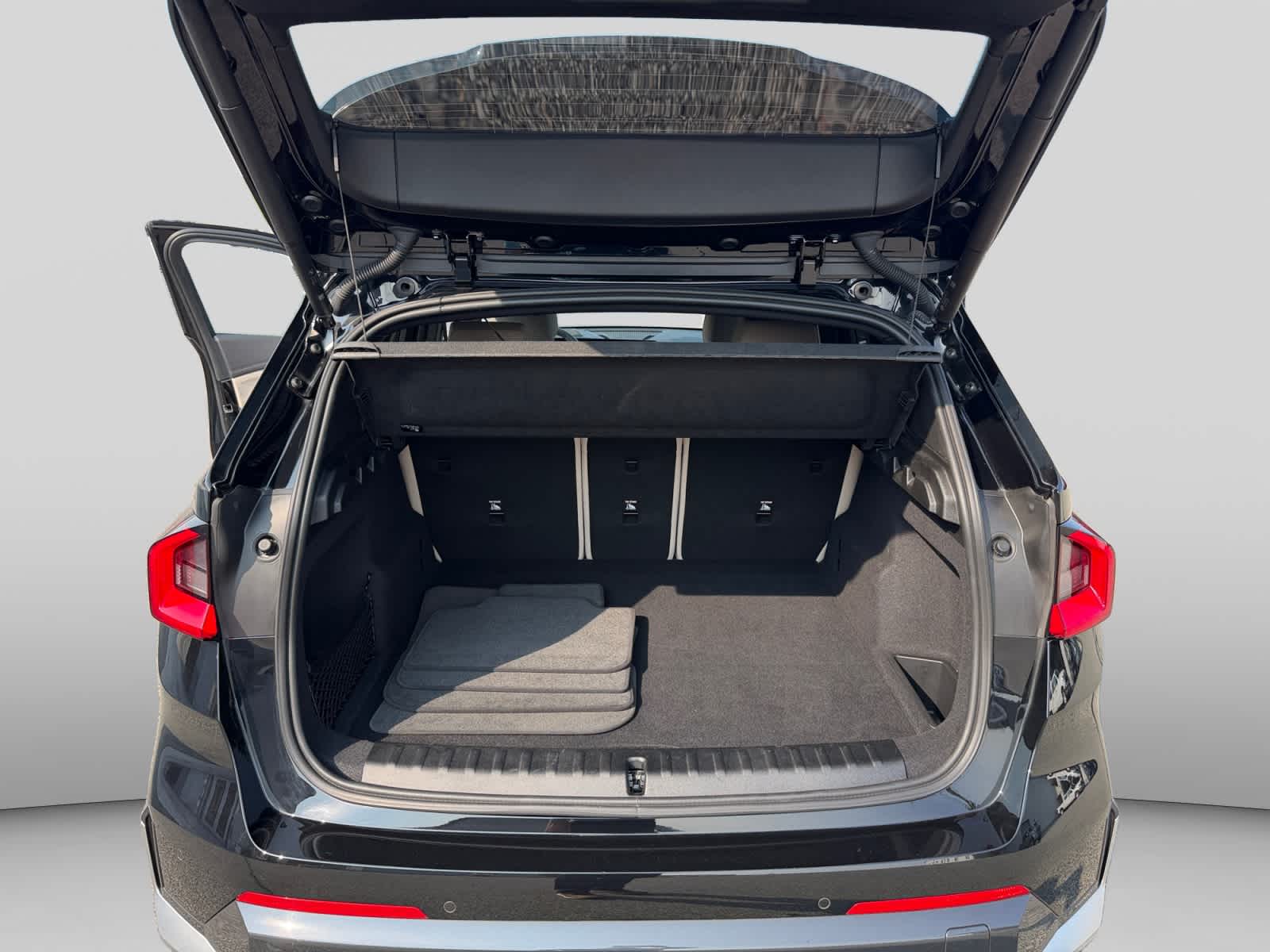2025 BMW X1 28i - Photo 19