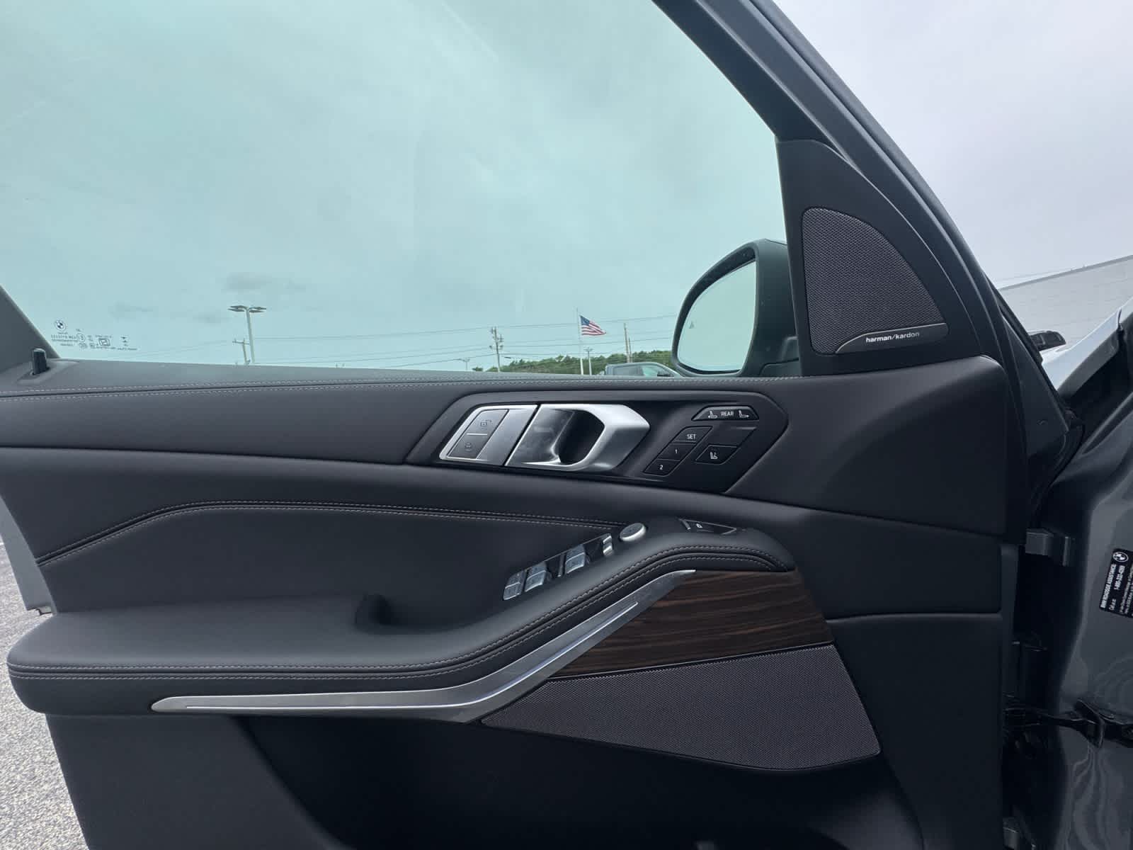 2026 BMW X7 40i - Photo 22