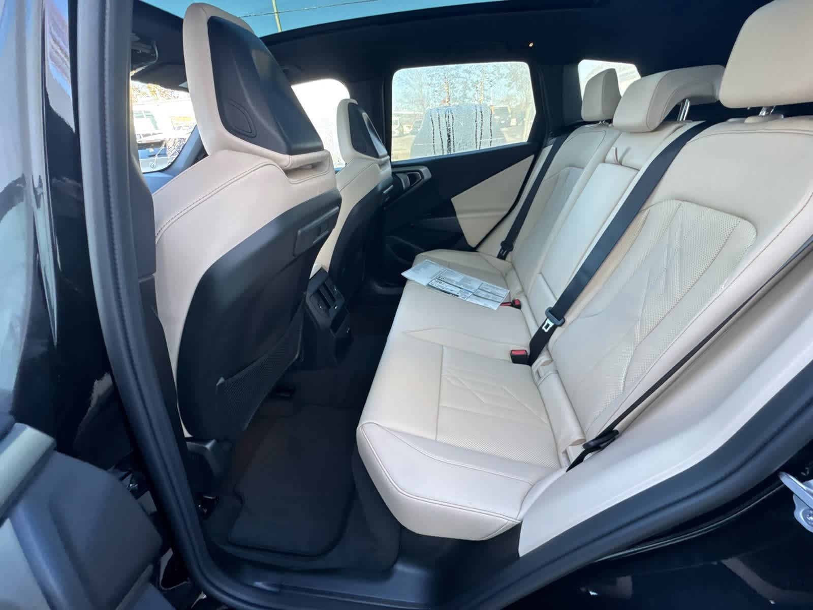 2026 BMW X3 30 - Photo 14