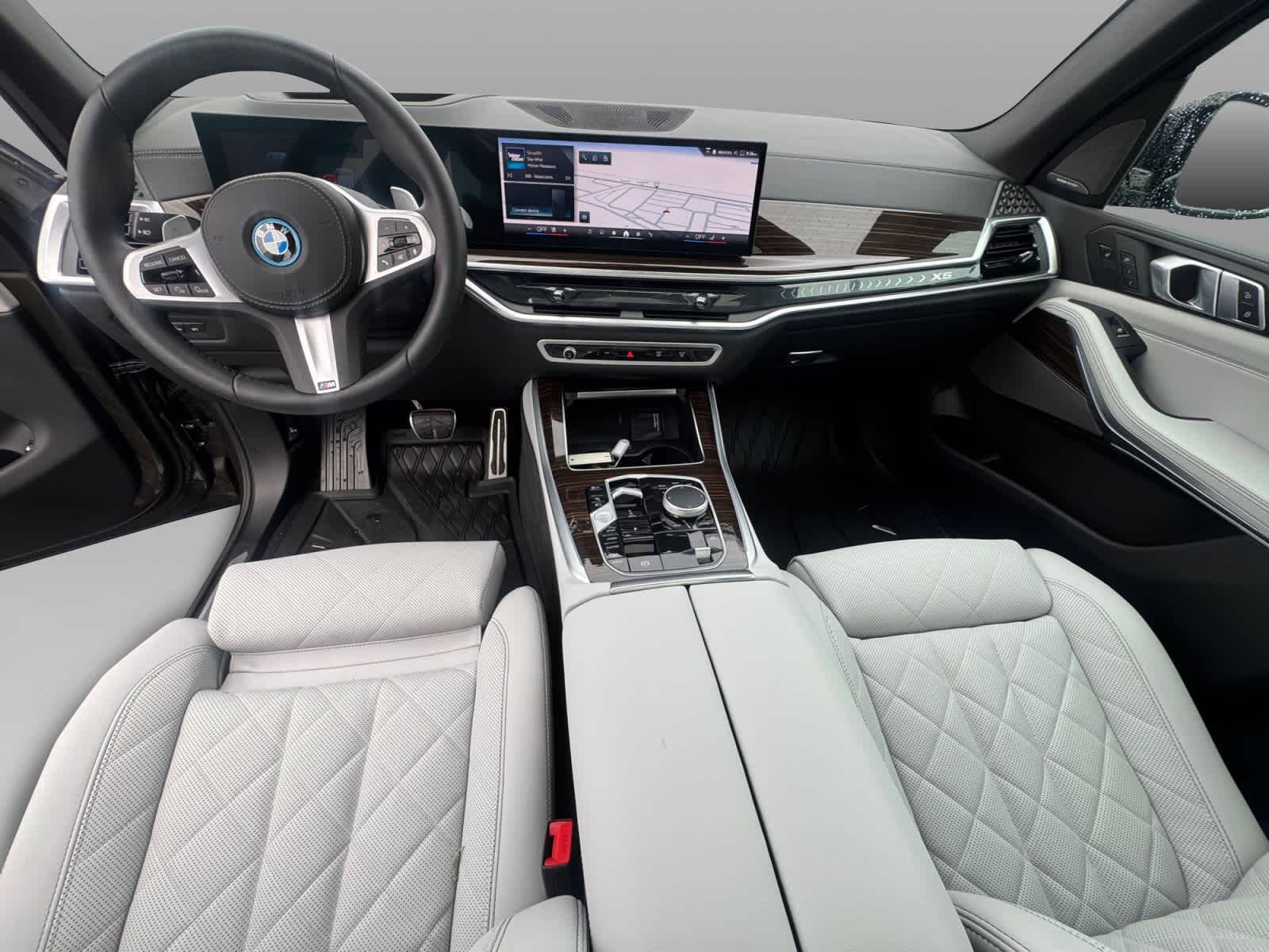 2026 BMW X5 50e - Photo 14