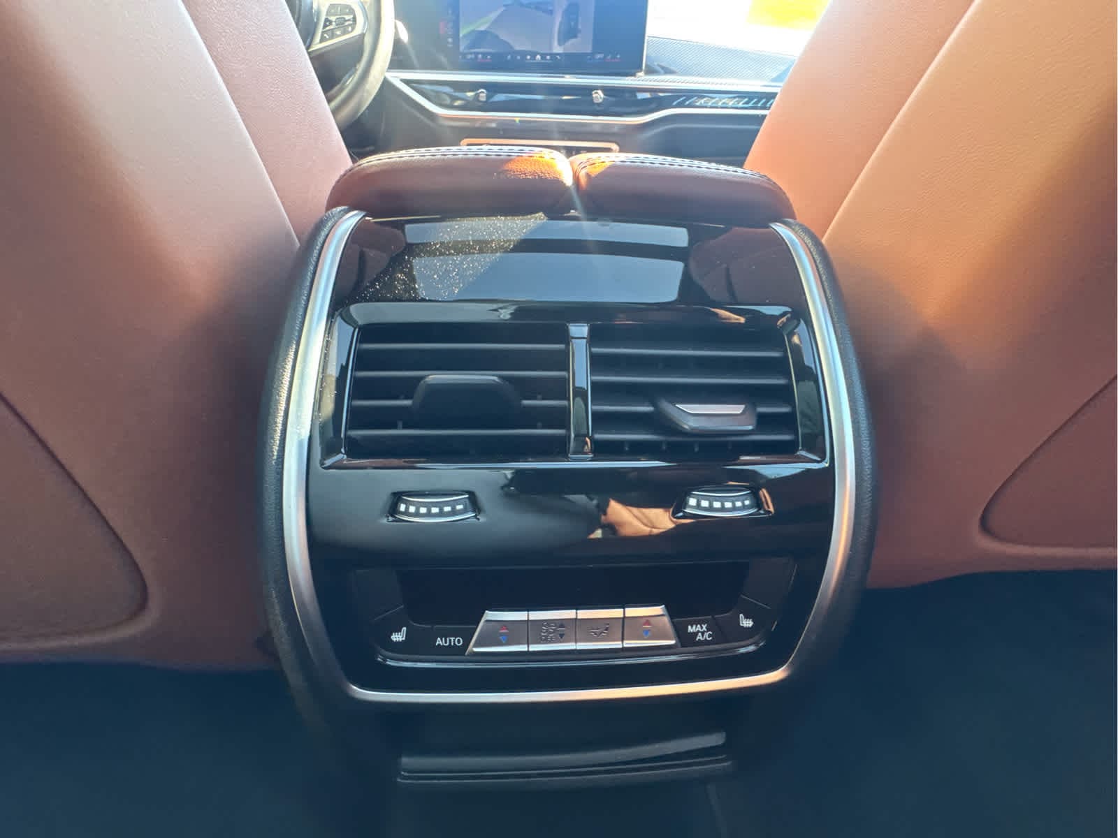 2026 BMW X7 M60i - Photo 24