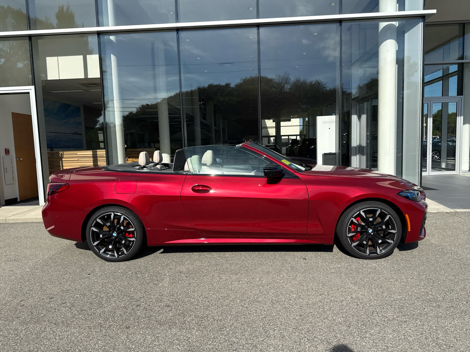 2026 Bmw 430i xDrive Convertible photo 4