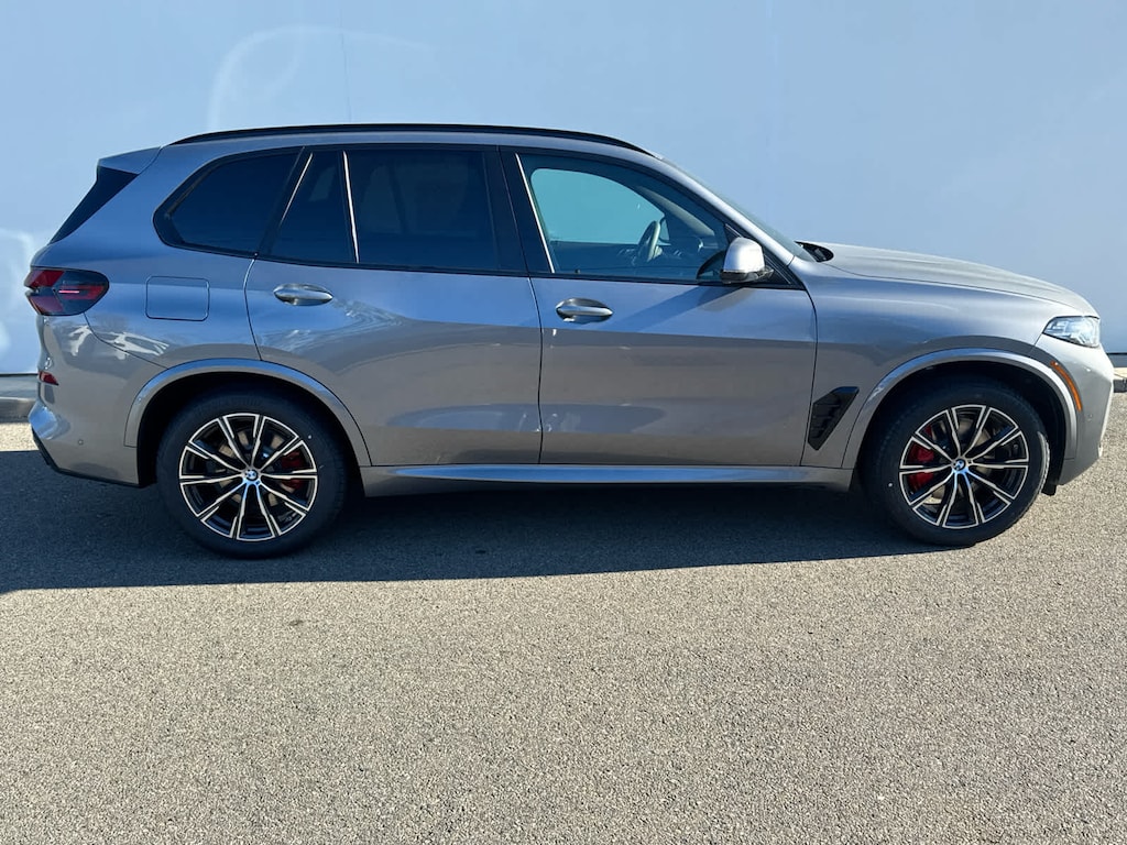 New 2026 BMW X5 xDrive40i SUV