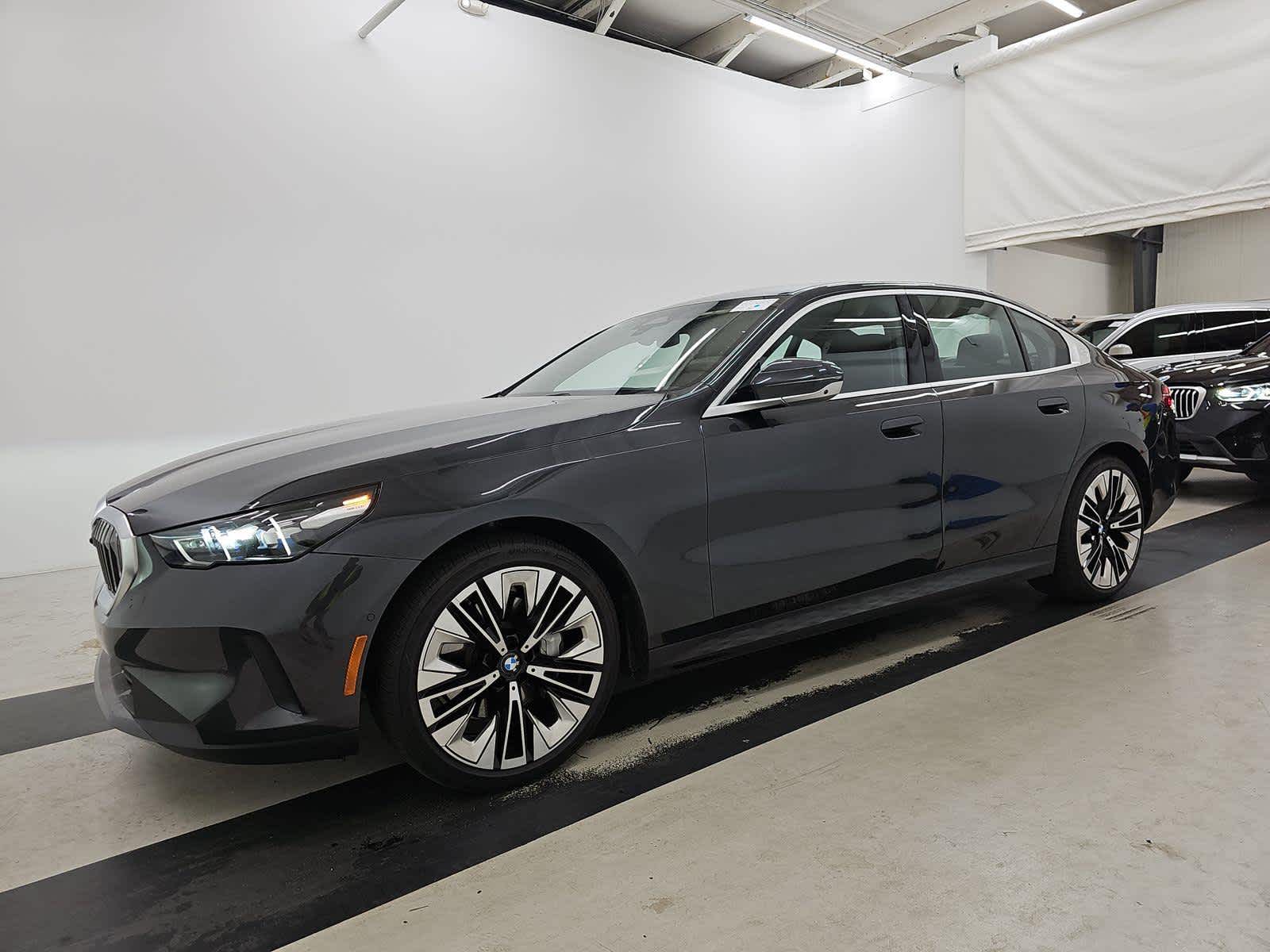2024 Bmw 540i xDrive photo 2