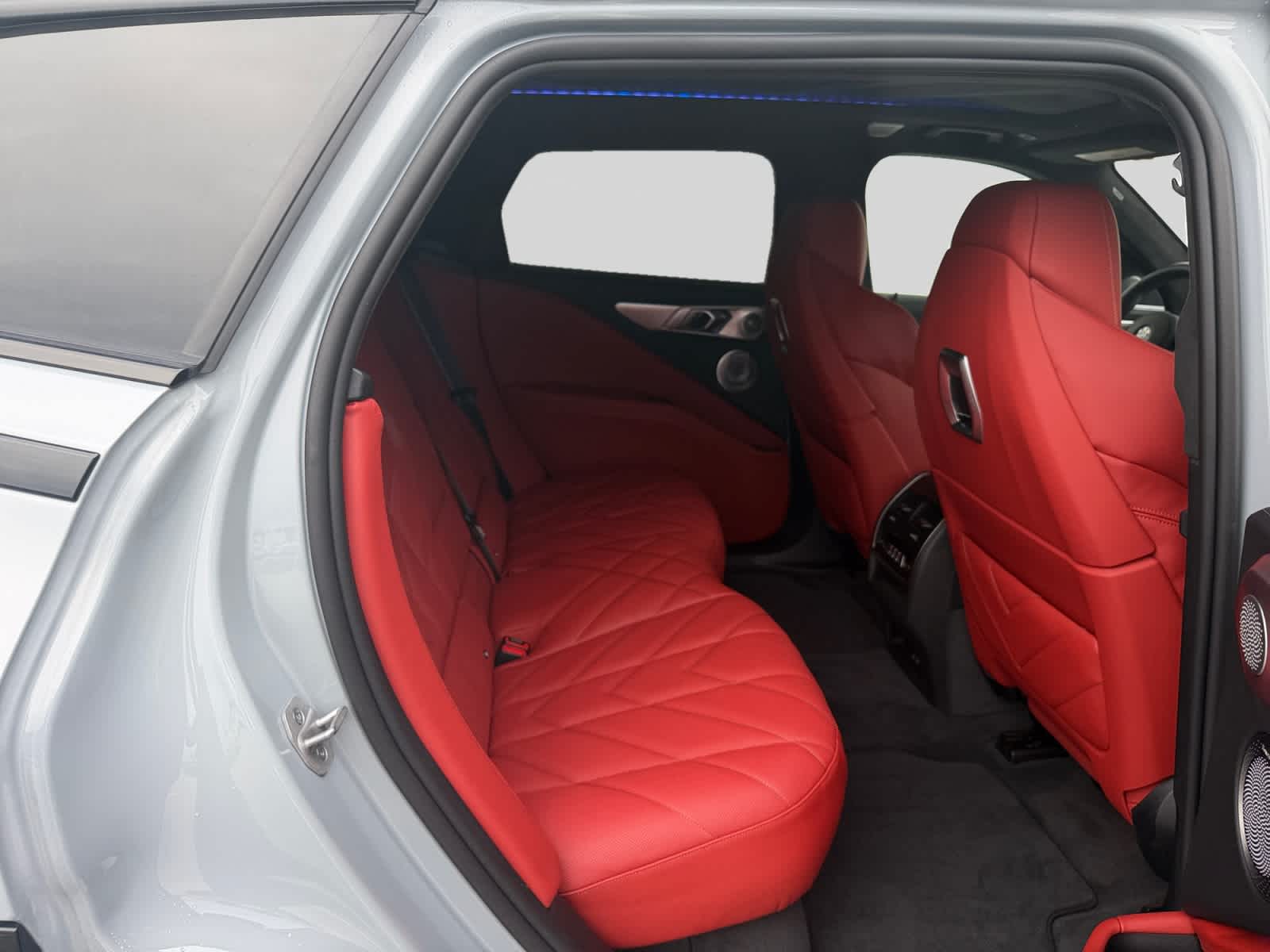 2026 BMW XM Base - Photo 8