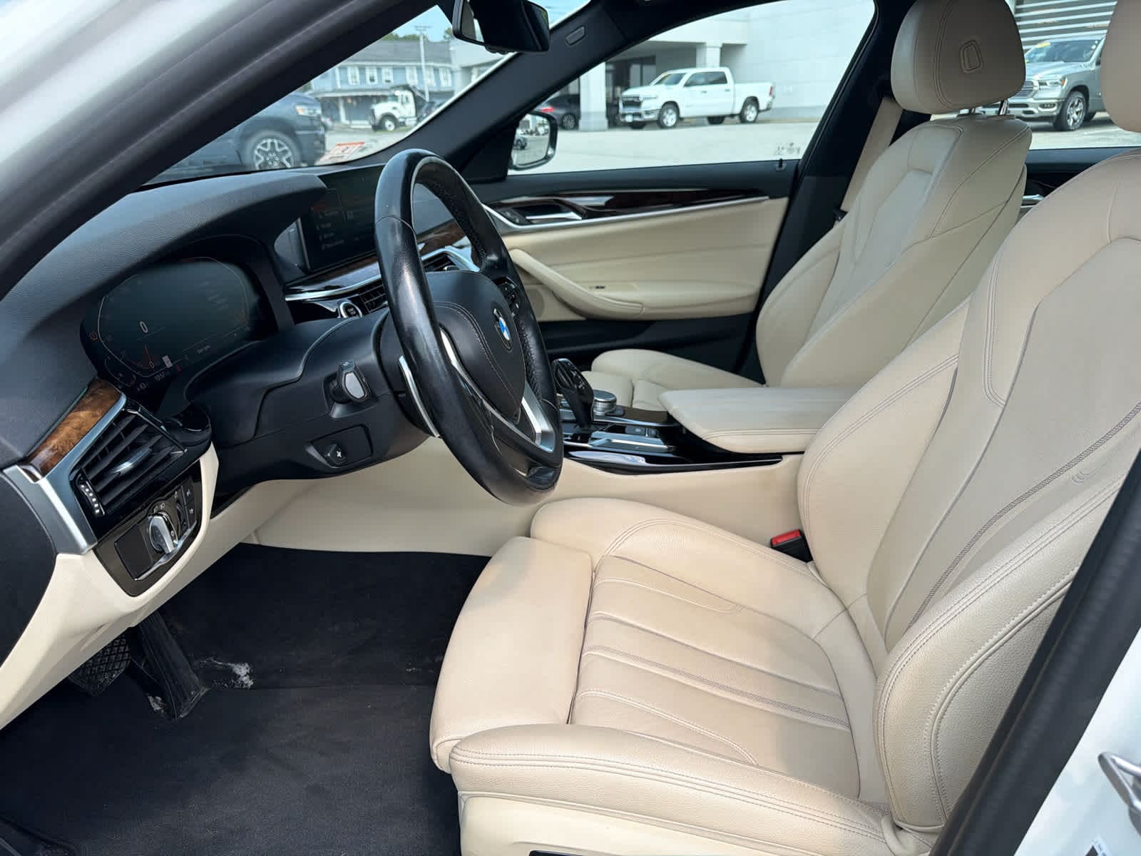 2020 BMW 5 Series 540i - Photo 20