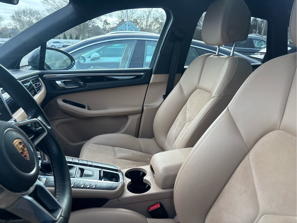 Used 2021 Porsche Macan SUV