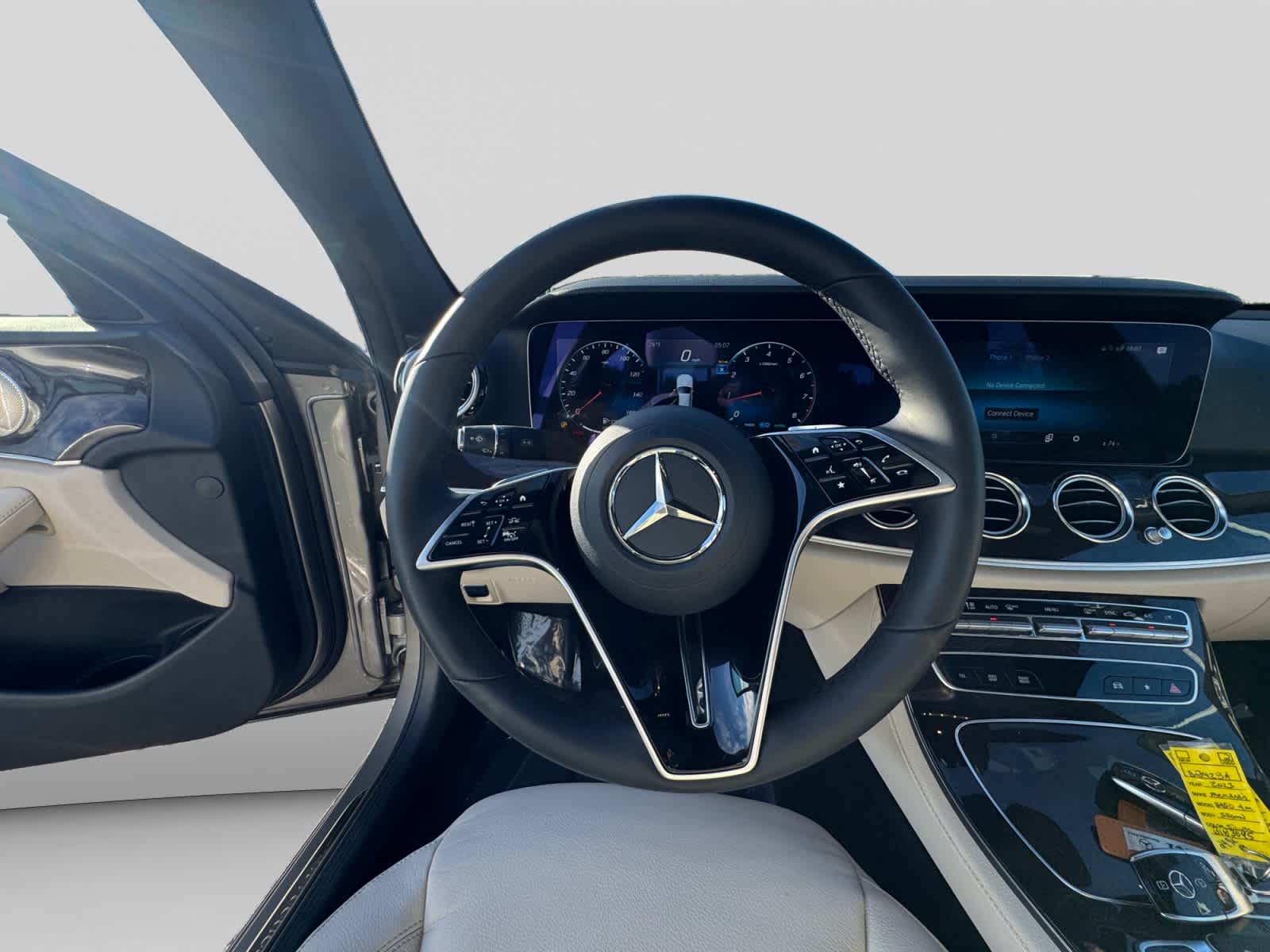 2023 Mercedes-Benz E-Class E450 - Photo 11