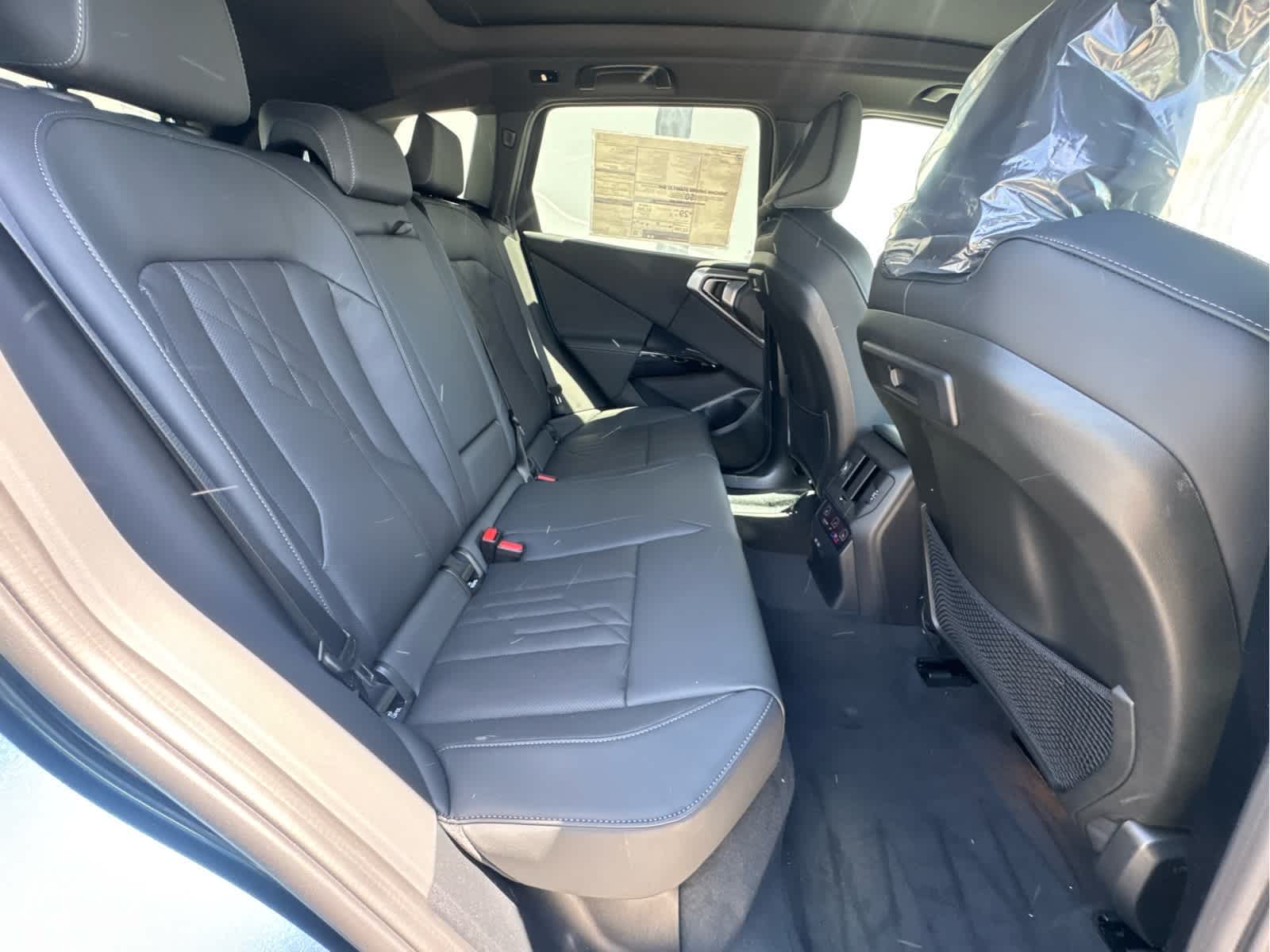 2026 BMW X3 30 - Photo 21