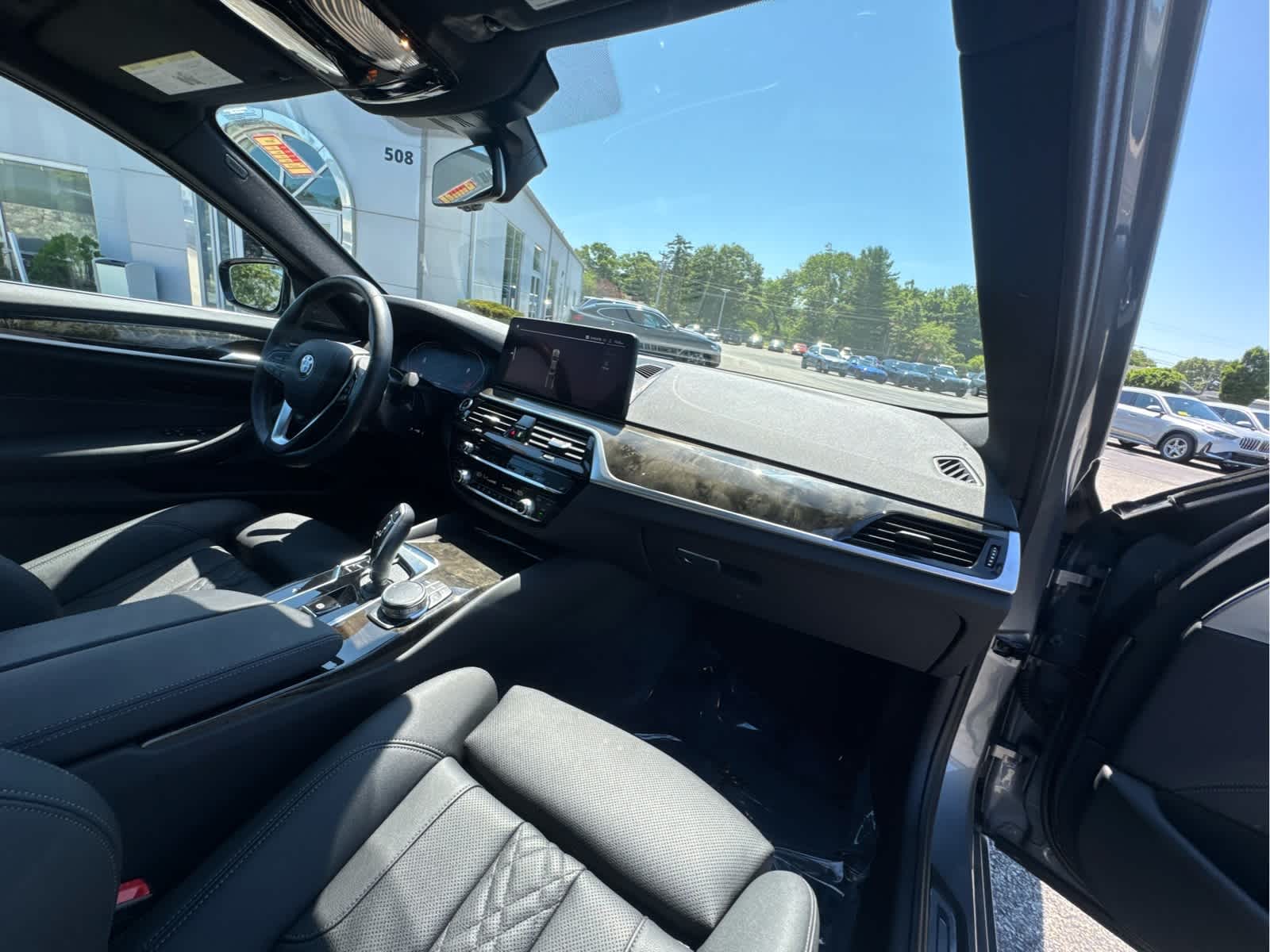 2023 BMW 5 Series 530i - Photo 21