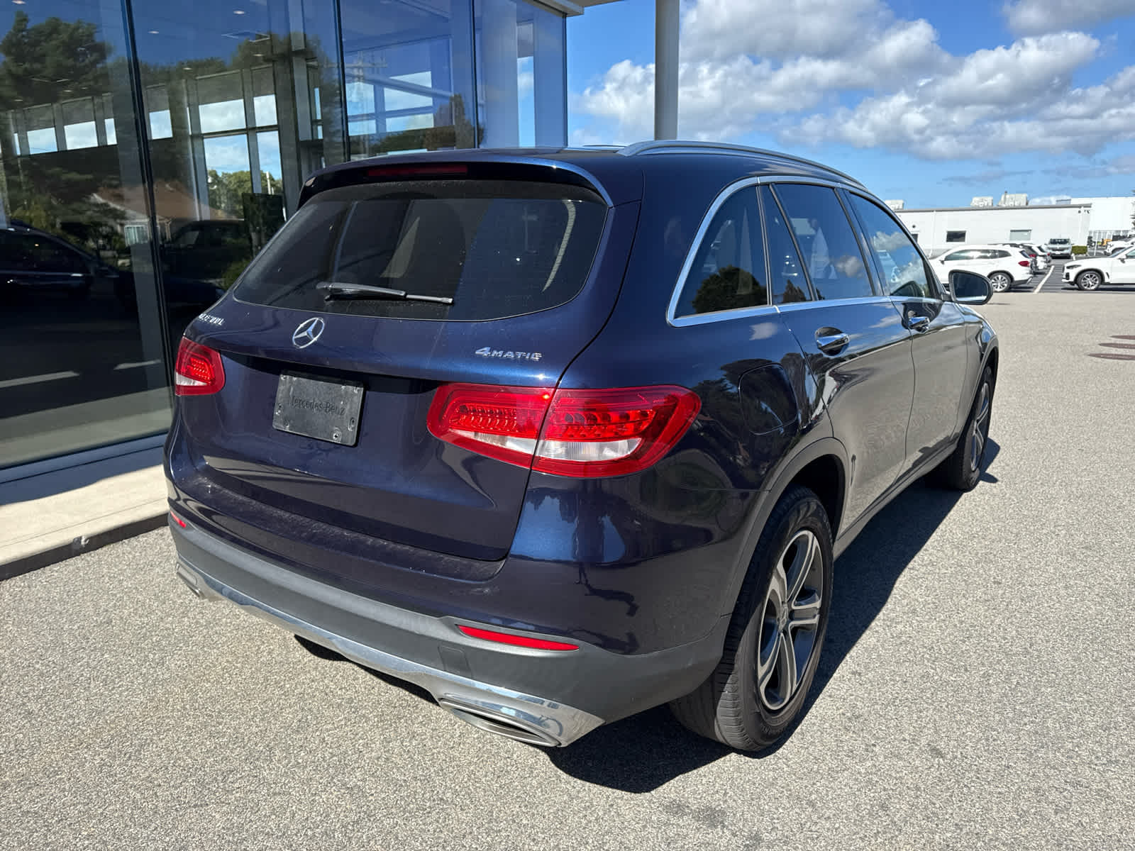 2019 Mercedes Benz GLC 300 4MATIC photo 4