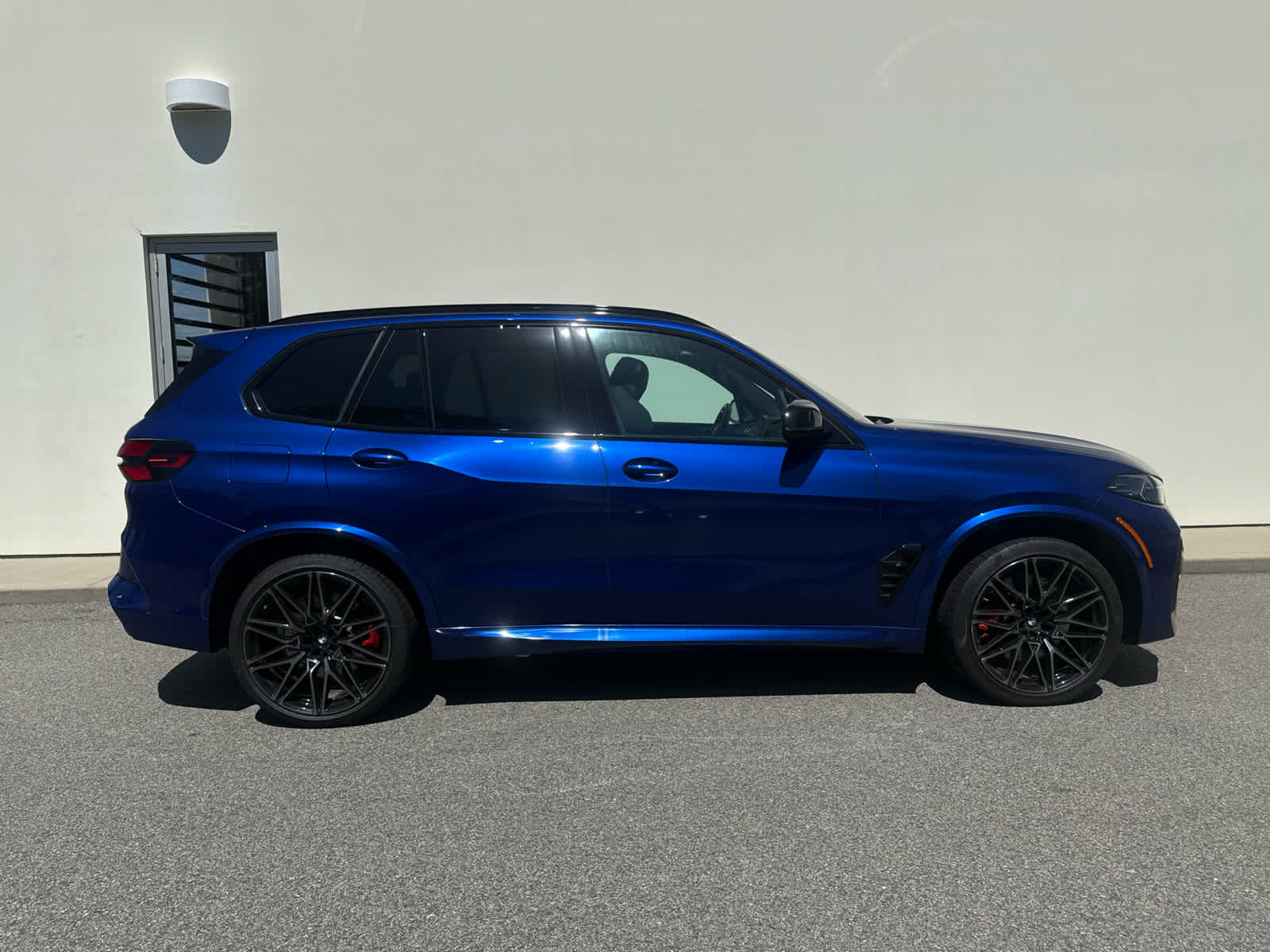 2024 Bmw X5 X5 M Competition photo 3