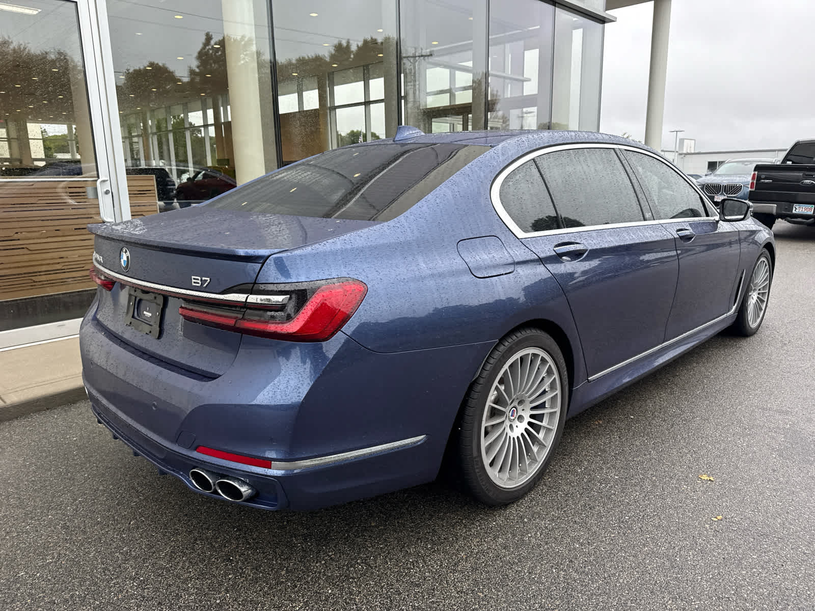 2022 Bmw B7 xDrive Sedan photo 4