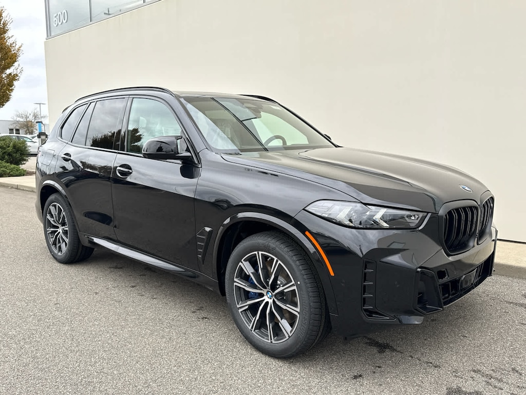 New 2026 BMW X5 M60i SUV