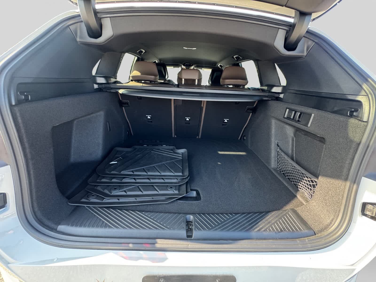 2026 BMW X3 30 - Photo 21