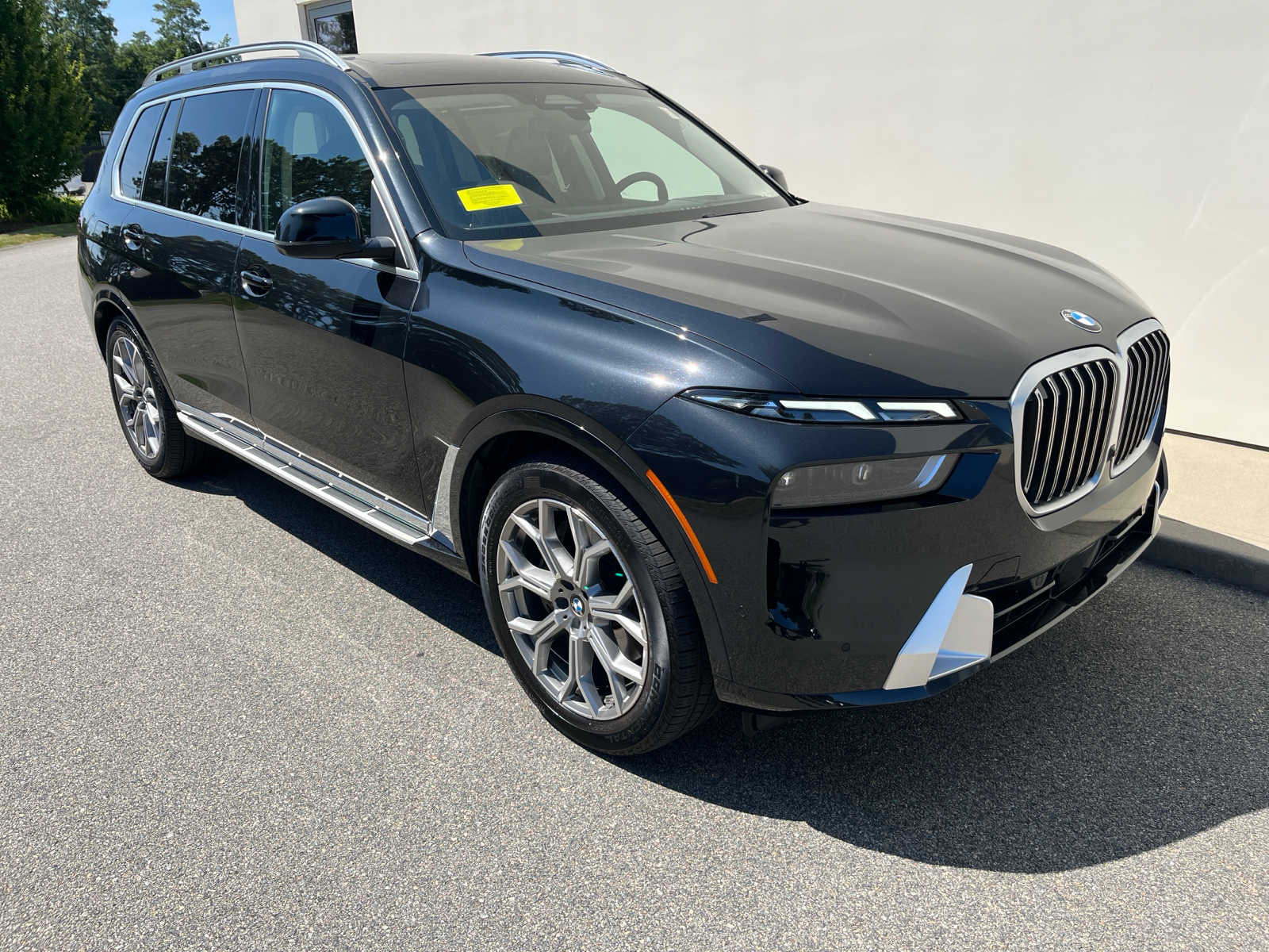 Used 2024 BMW X7 40i with VIN 5UX23EM0XR9T68913 for sale in Hyannis, MA