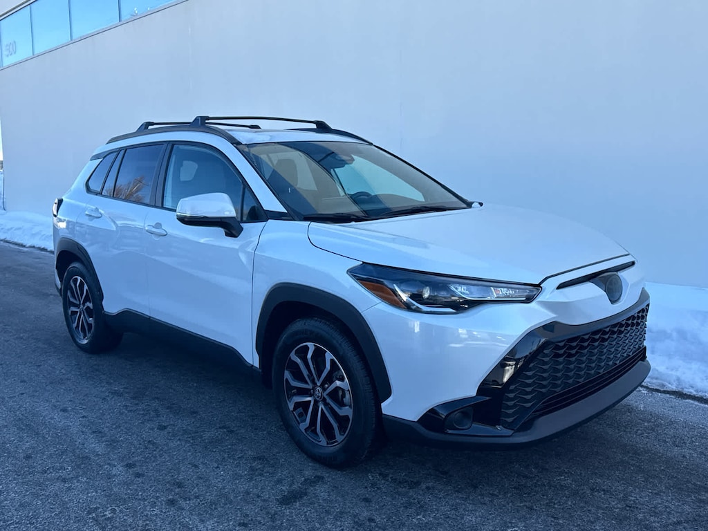Used 2023 Toyota Corolla Cross Hybrid SE SUV