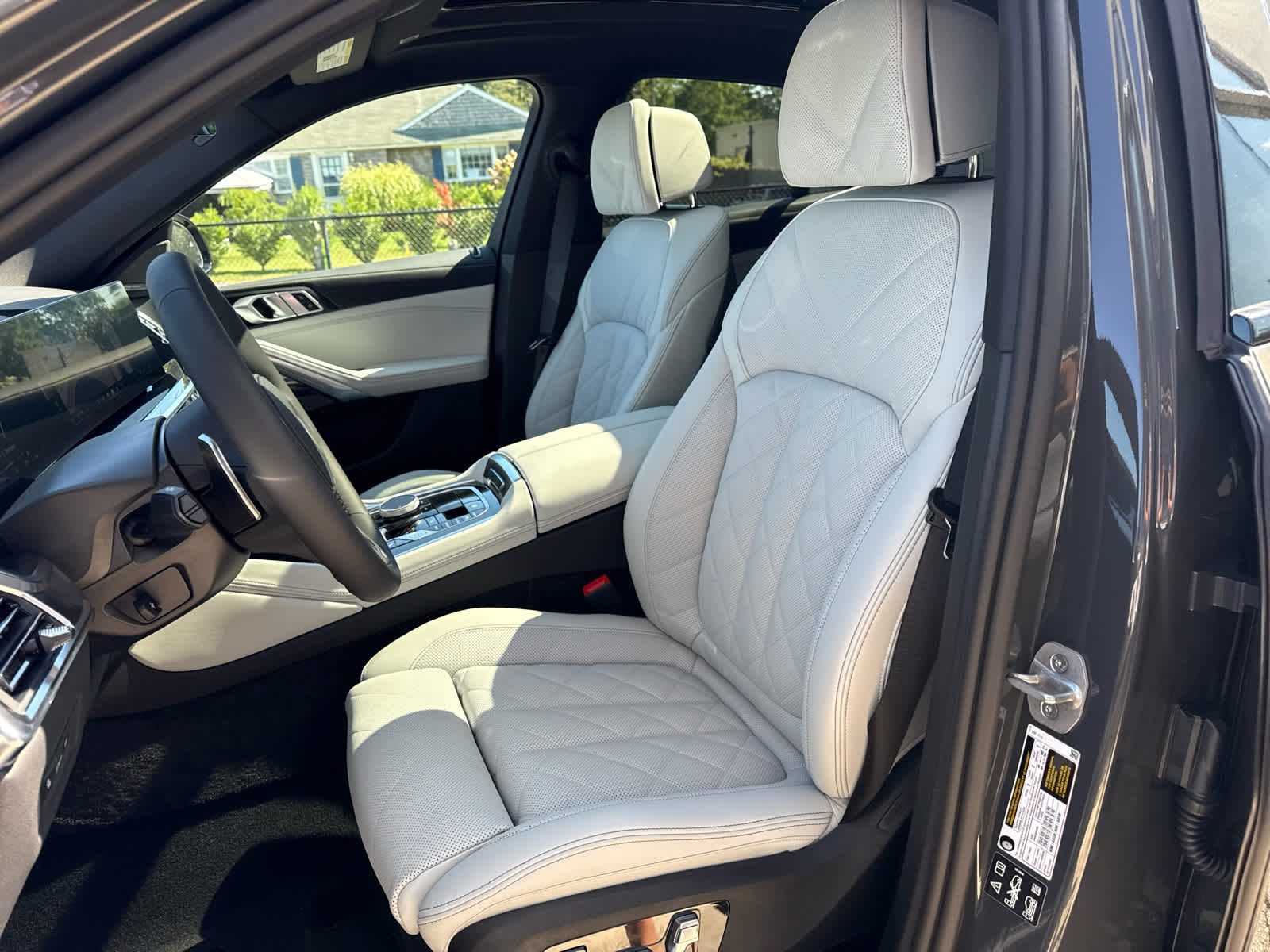 2026 BMW X6 40i - Photo 12