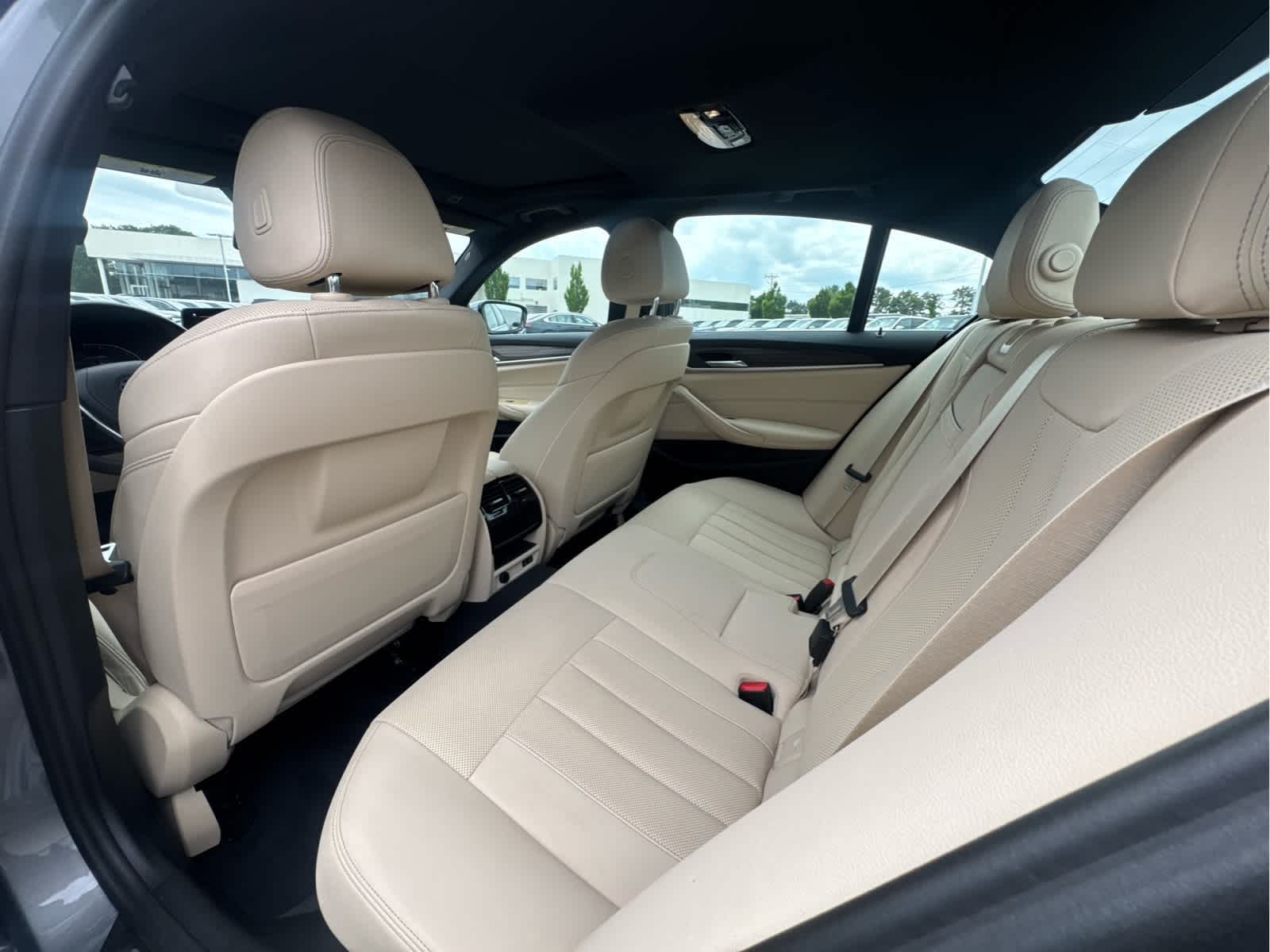 2023 BMW 5 Series 530i - Photo 20