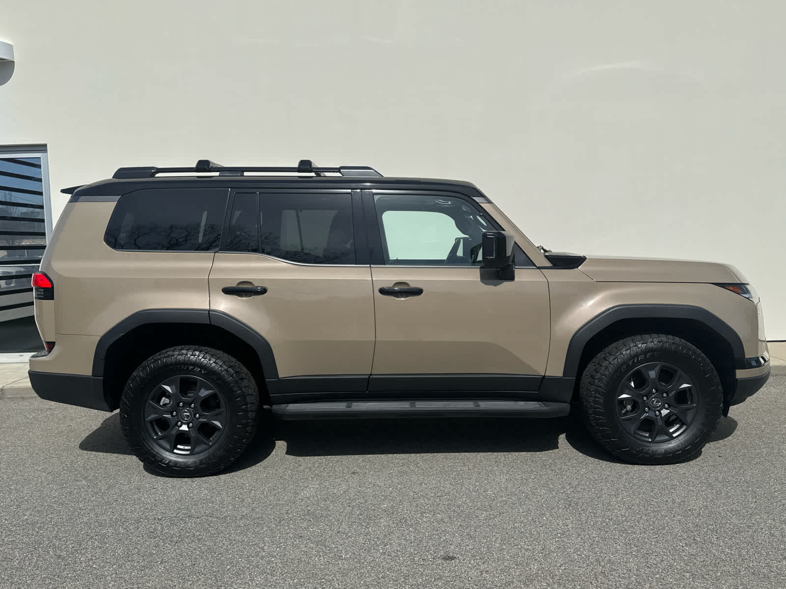 2024 Lexus GX 550 Overtrail photo 3