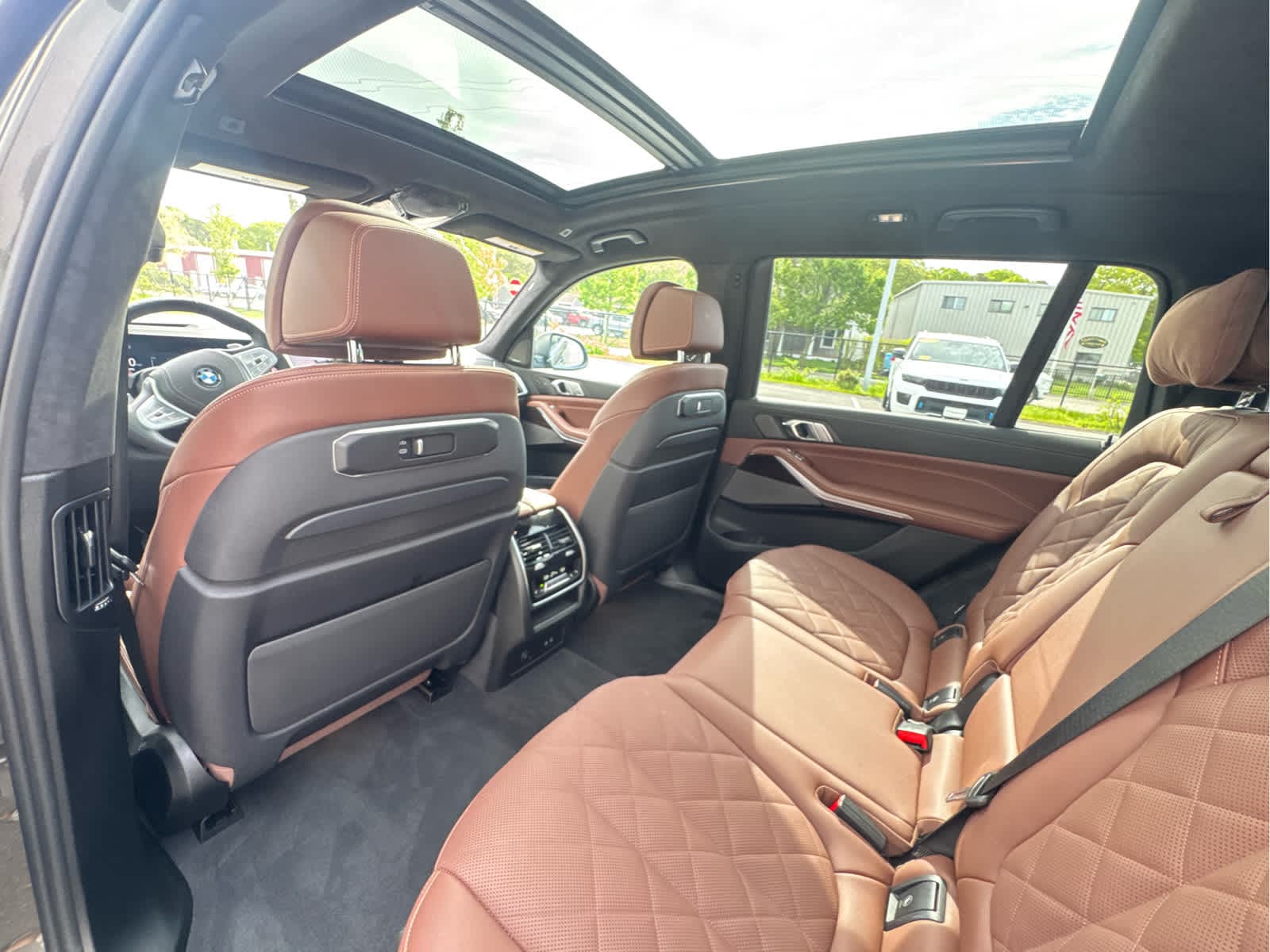2026 BMW X7 40i - Photo 16