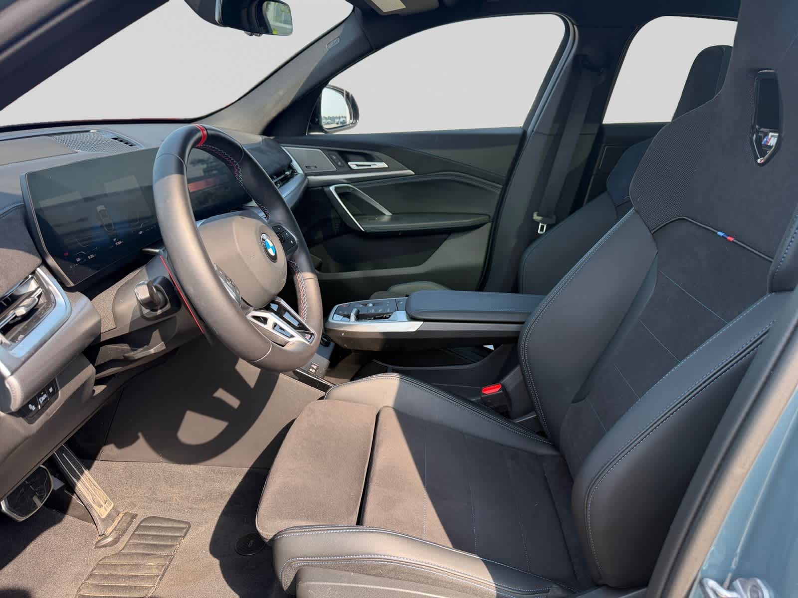 2026 BMW X2 35i - Photo 17
