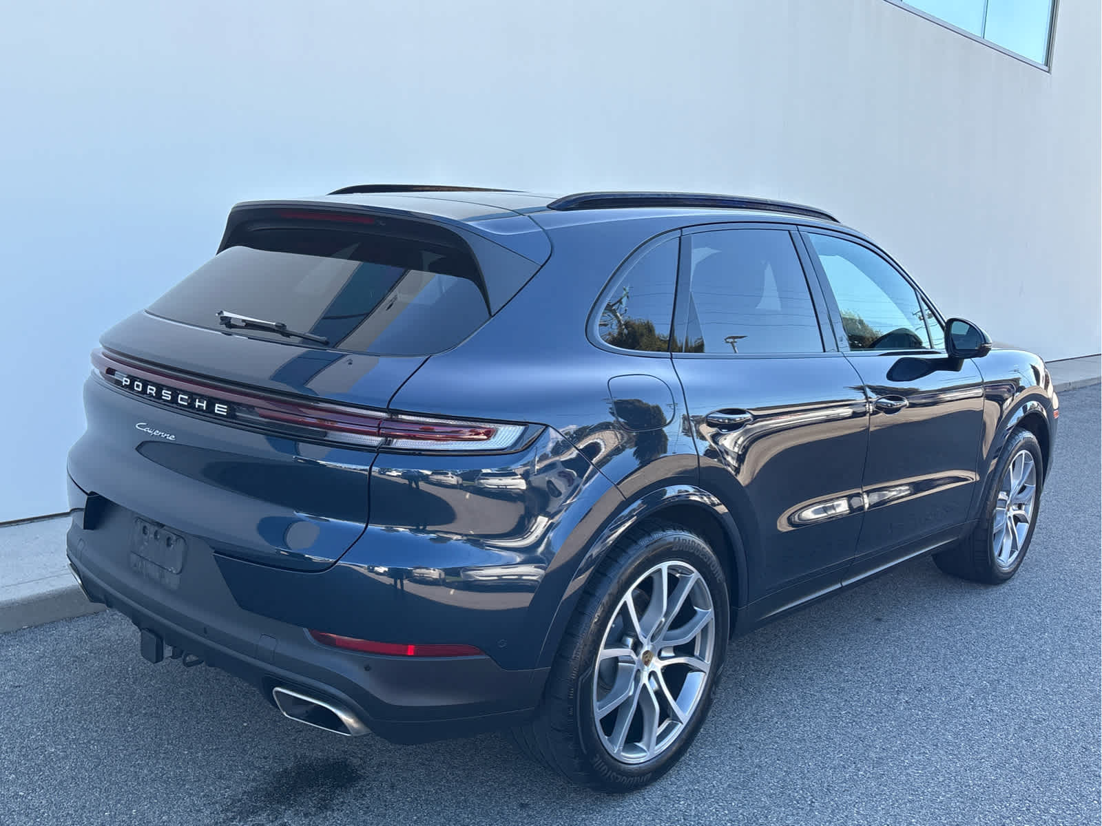 2024 Porsche Cayenne photo 4