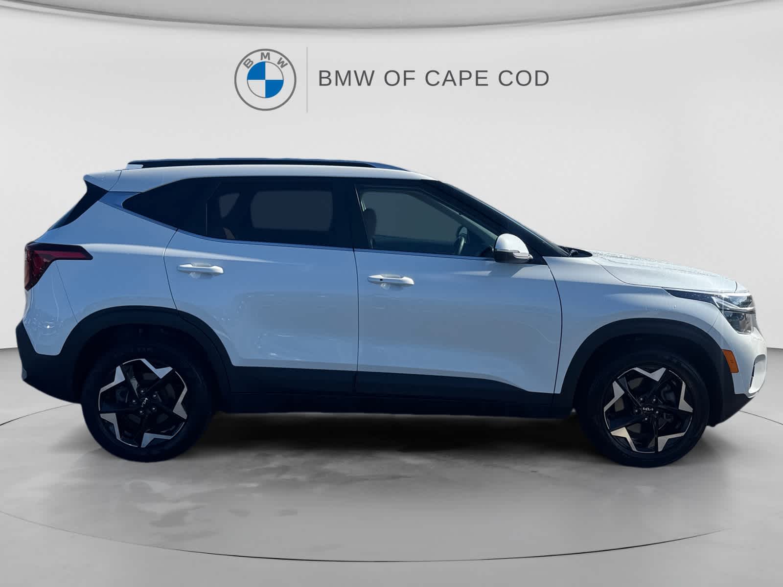2024 Kia Seltos EX - Photo 8