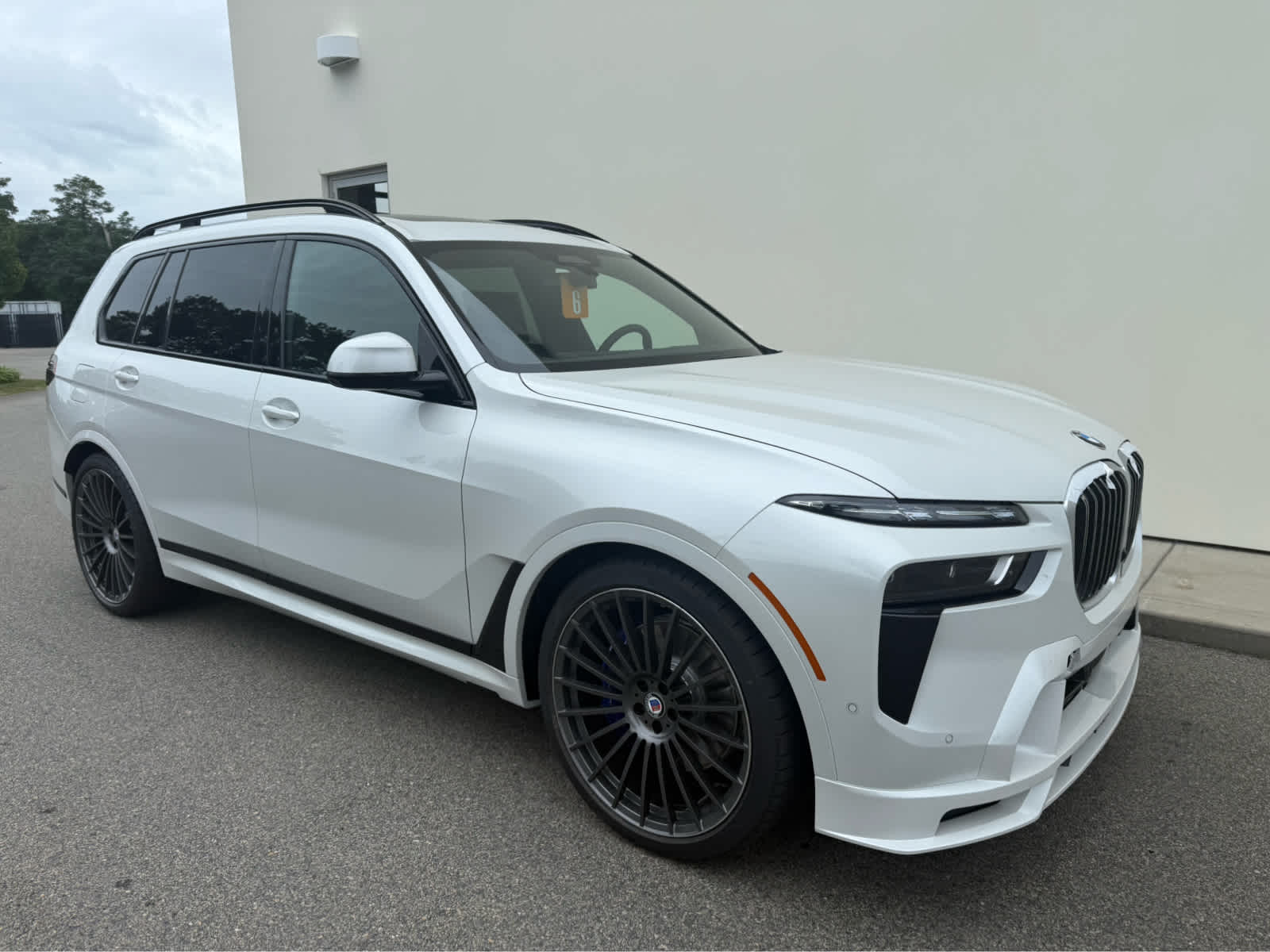 2026 Bmw X7 ALPINA XB7 photo 2