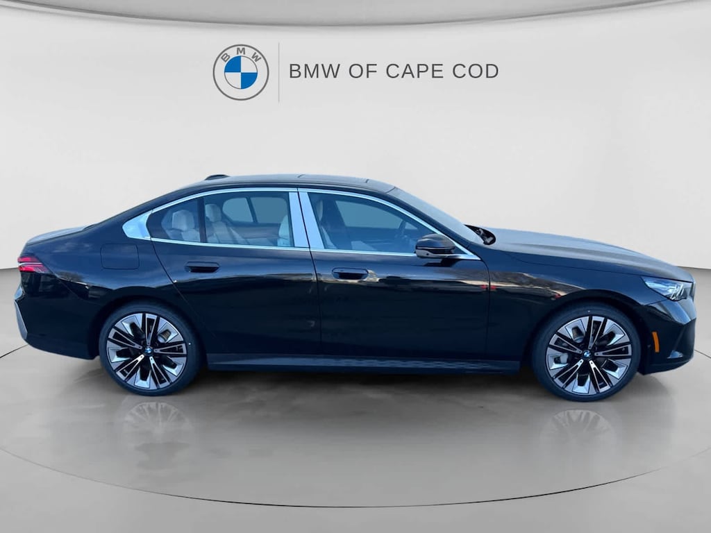 New 2026 BMW 530i xDrive xDrive Sedan