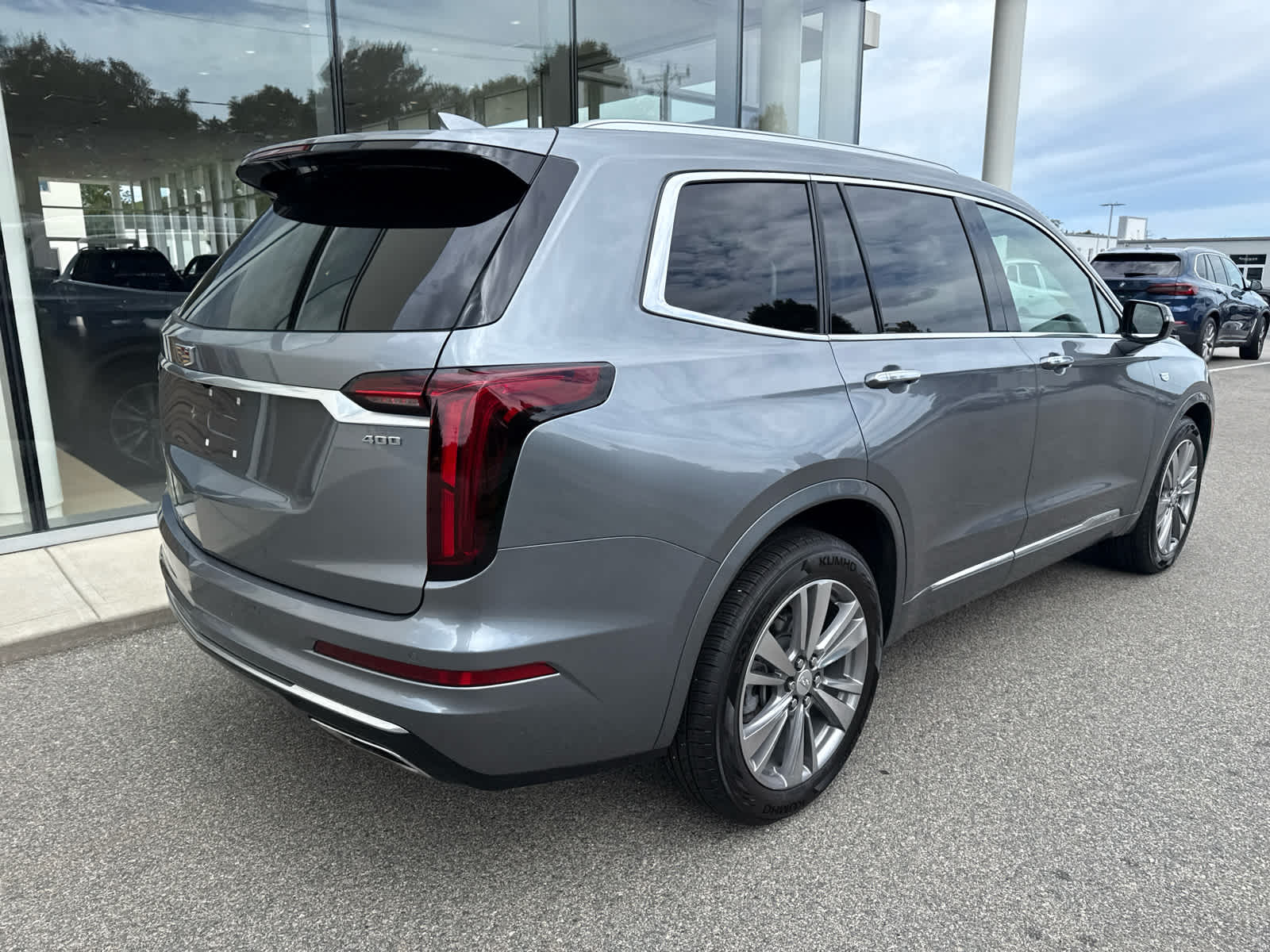 2022 Cadillac XT6 Premium Luxury photo 4