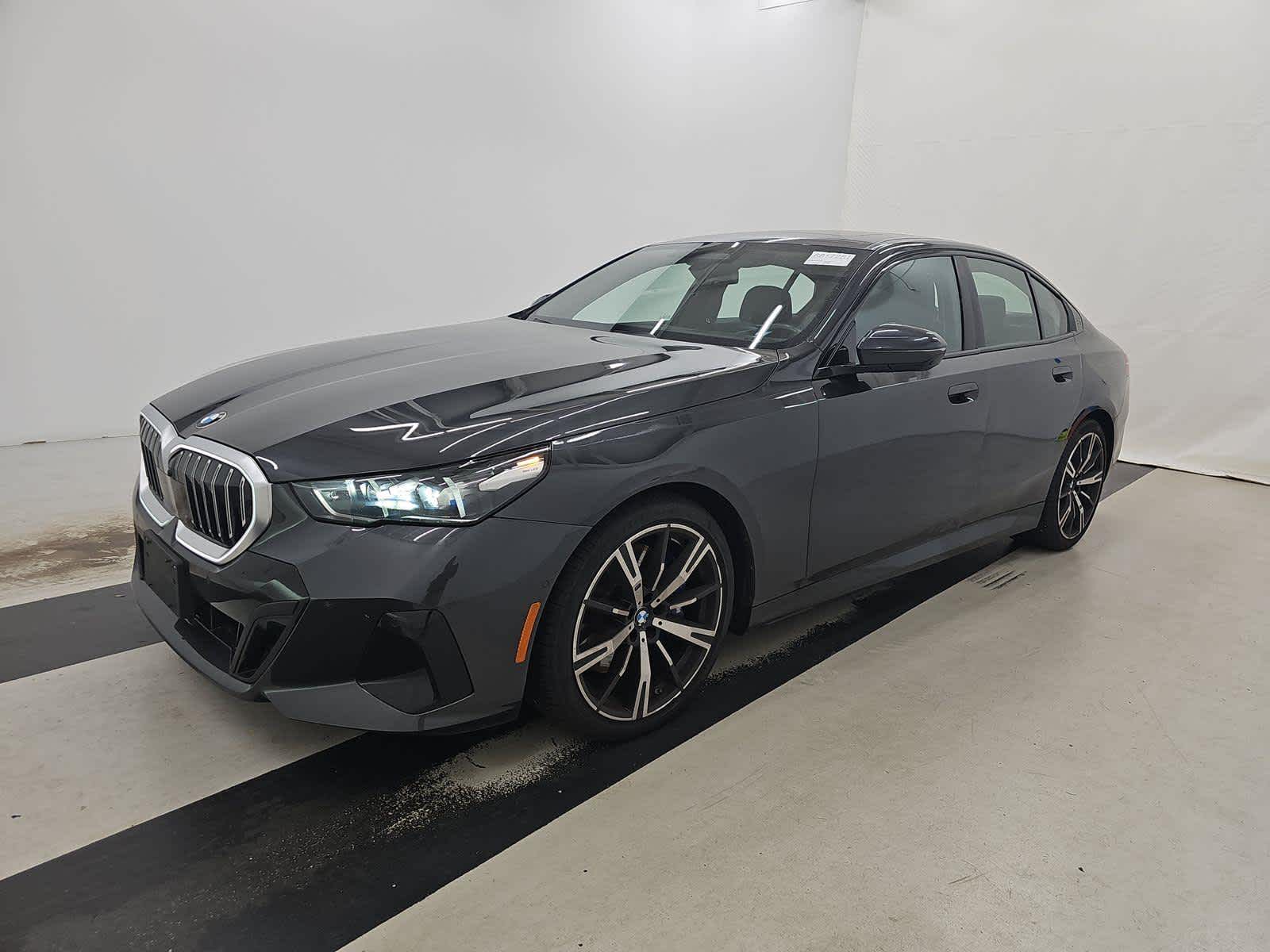 2024 Bmw 540i xDrive photo 2