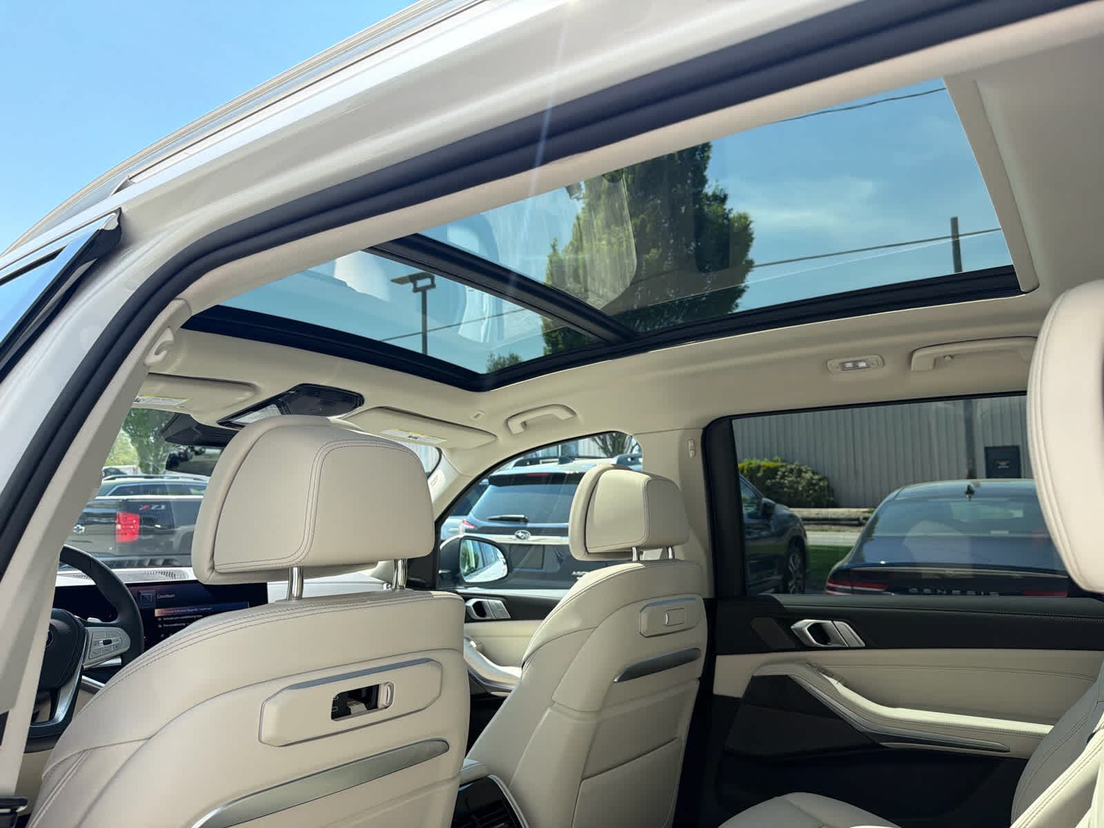 2026 BMW X7 40i - Photo 12