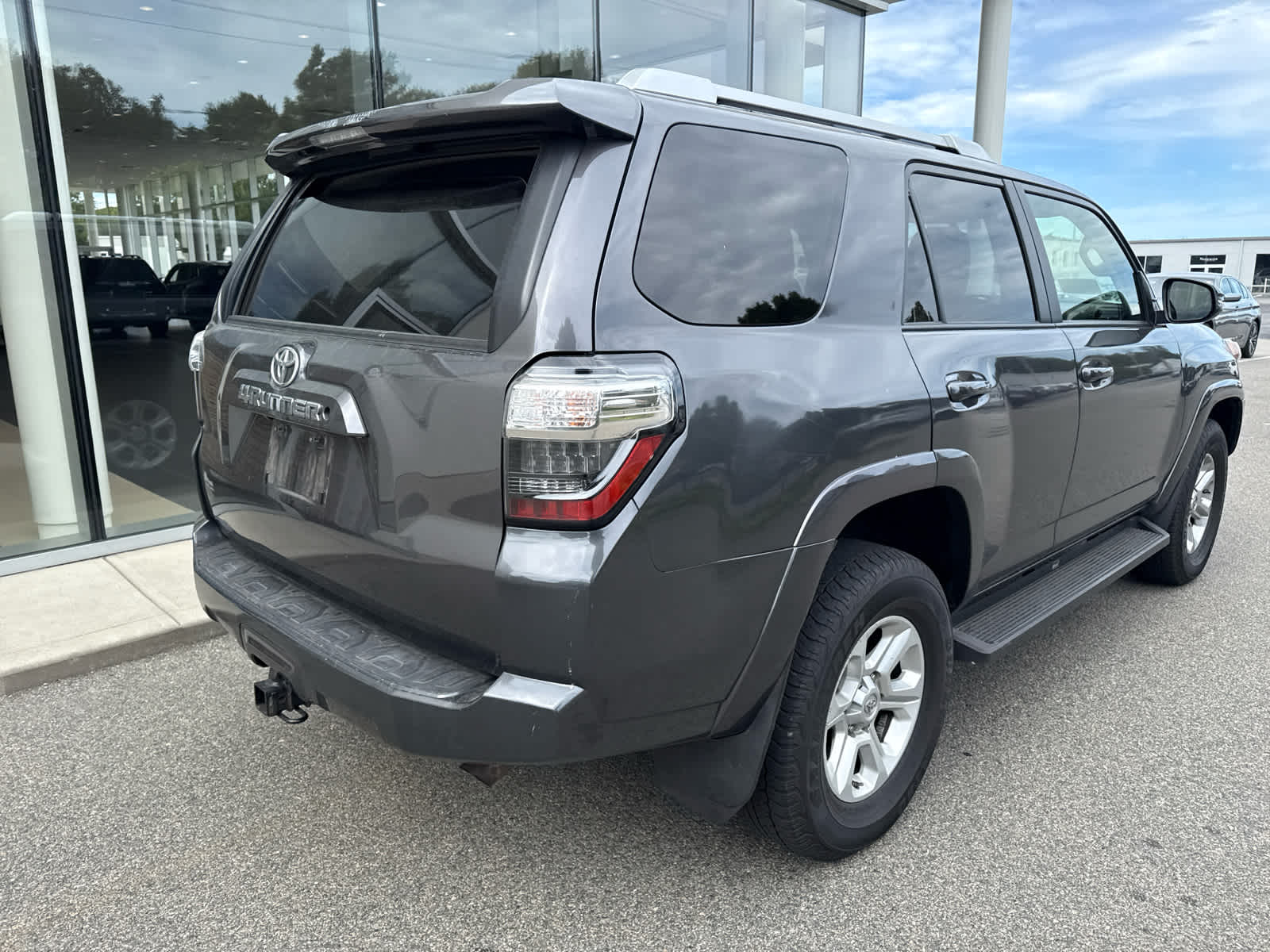 2018 Toyota 4Runner SR5 Premium photo 4