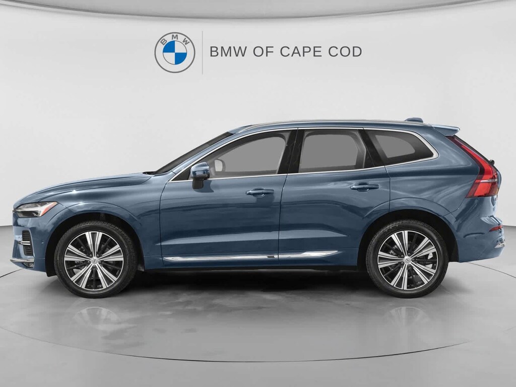 Used 2022 Volvo XC60 B5 AWD Momentum SUV