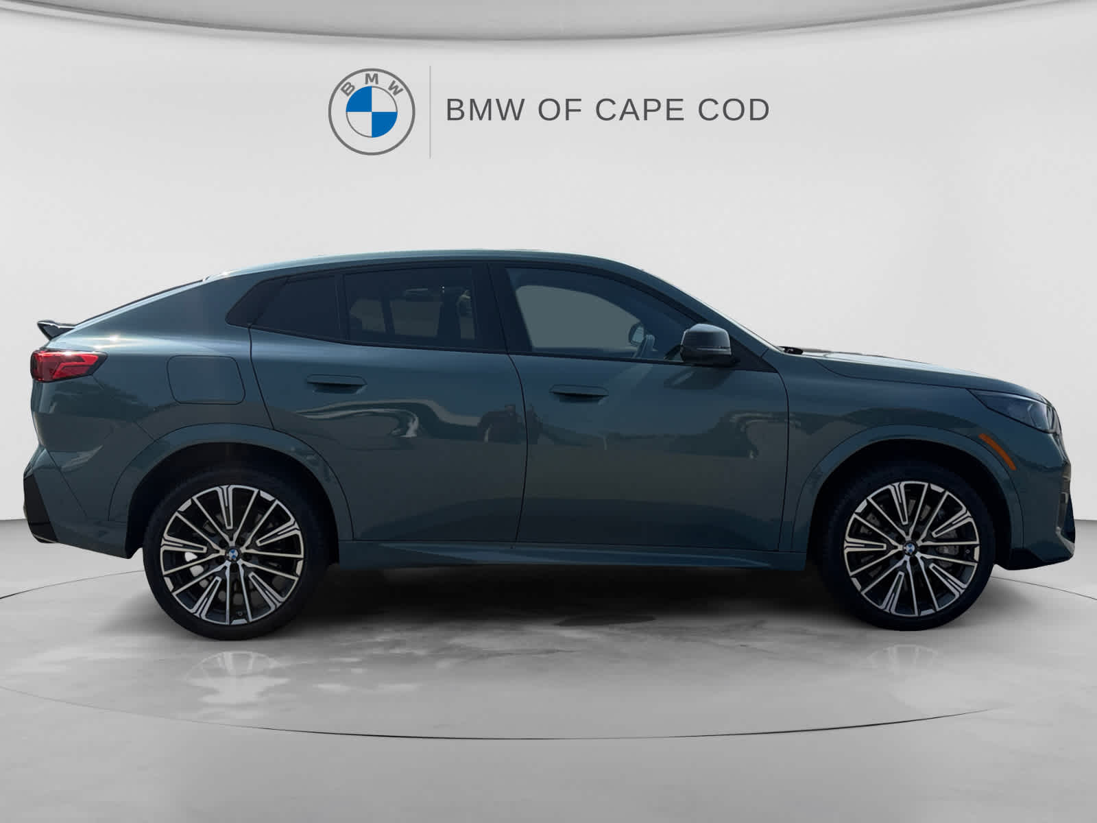 2026 BMW X2 35i - Photo 8