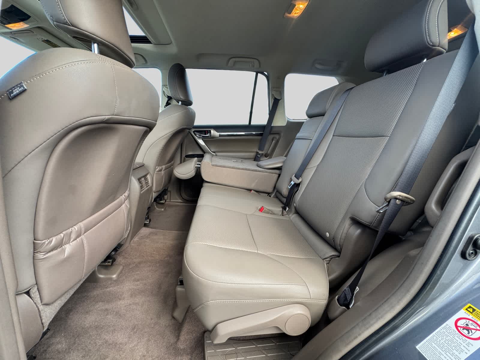 2017 Lexus GX Base - Photo 18