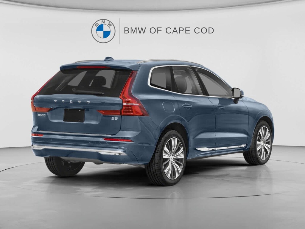 Used 2022 Volvo XC60 B5 AWD Momentum SUV