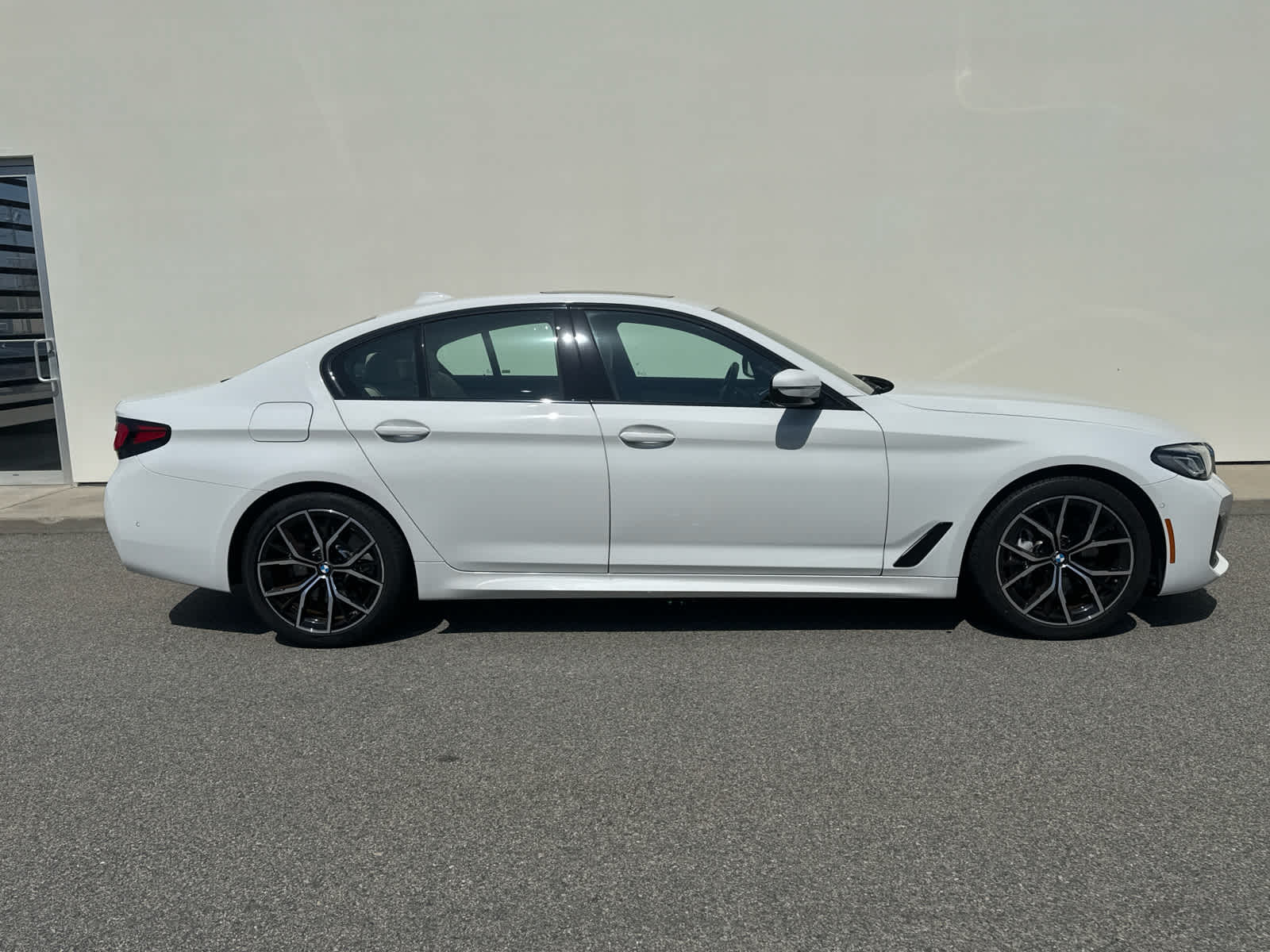 2022 Bmw 540i xDrive photo 3