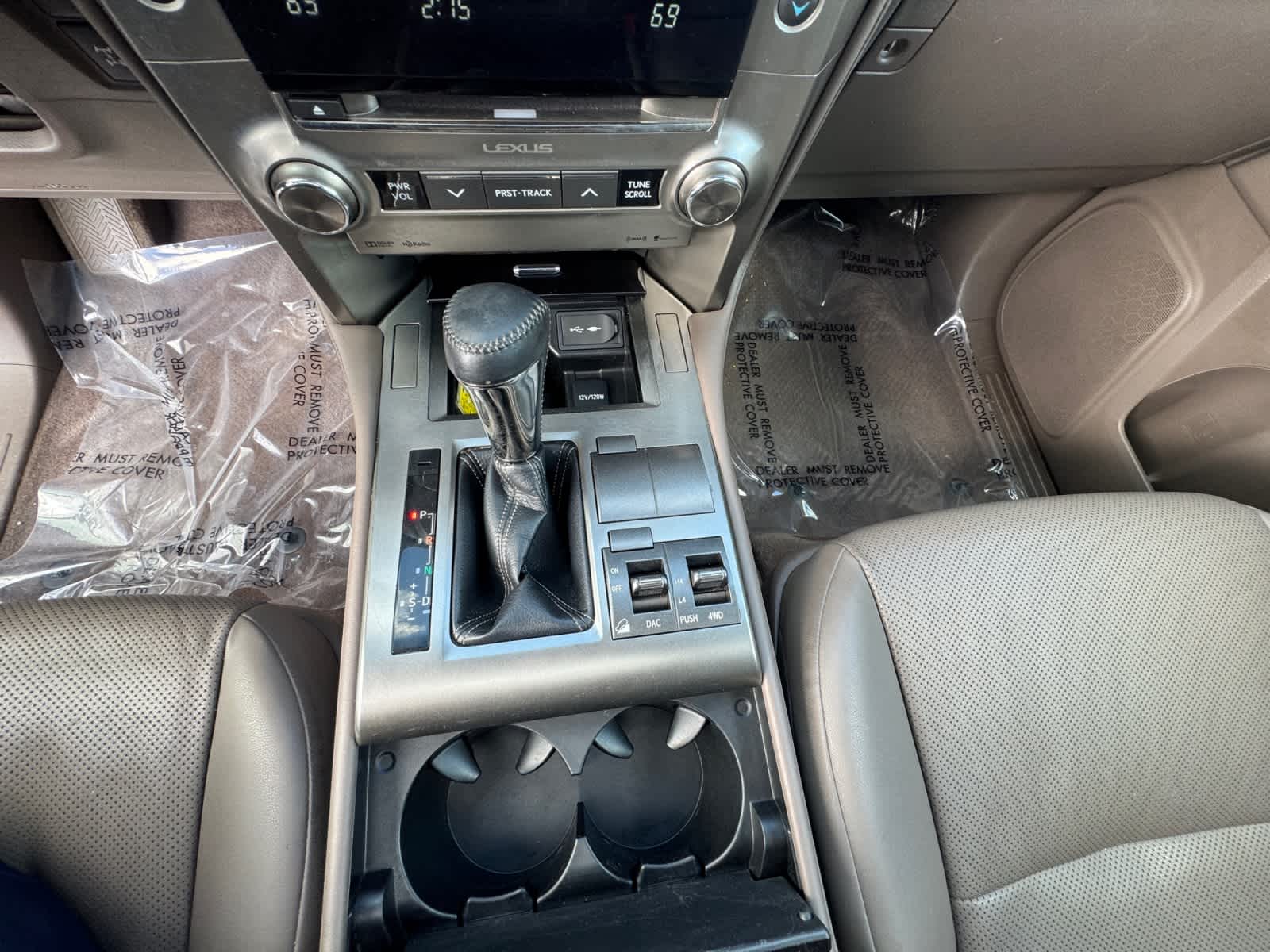 2017 Lexus GX Base - Photo 25