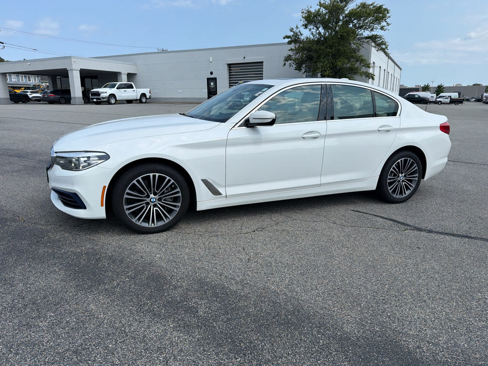 2020 BMW 5 Series 540i - Photo 21
