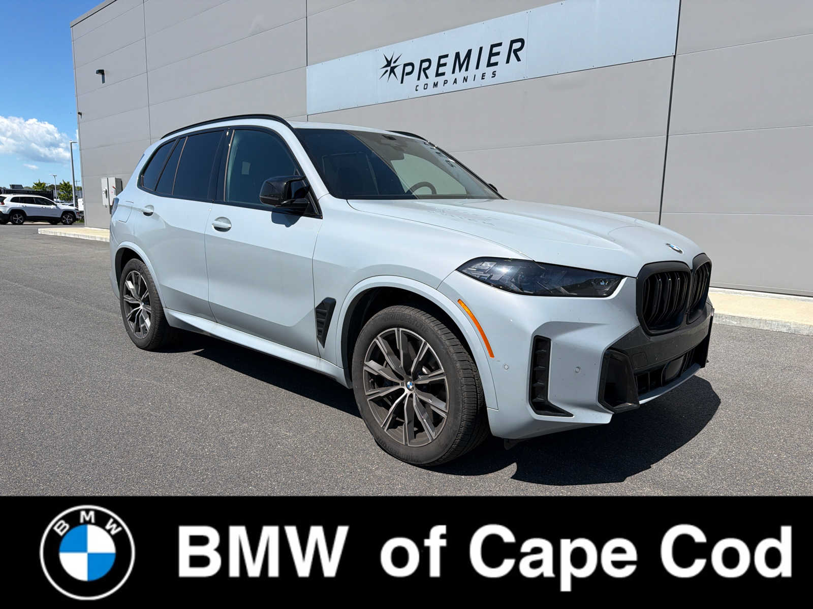 2026 BMW X5 M60i's photo