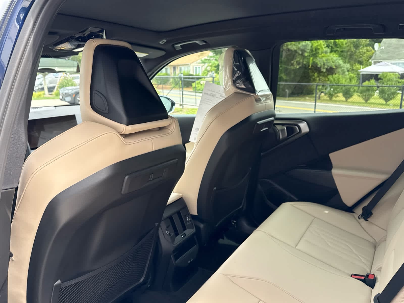 2026 BMW X3 30 - Photo 16