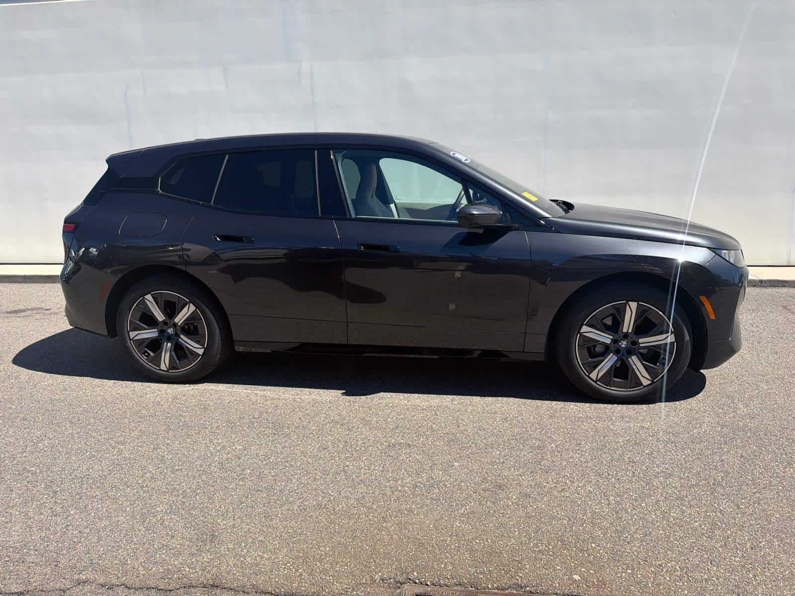 2026 BMW iX 45 - Photo 20